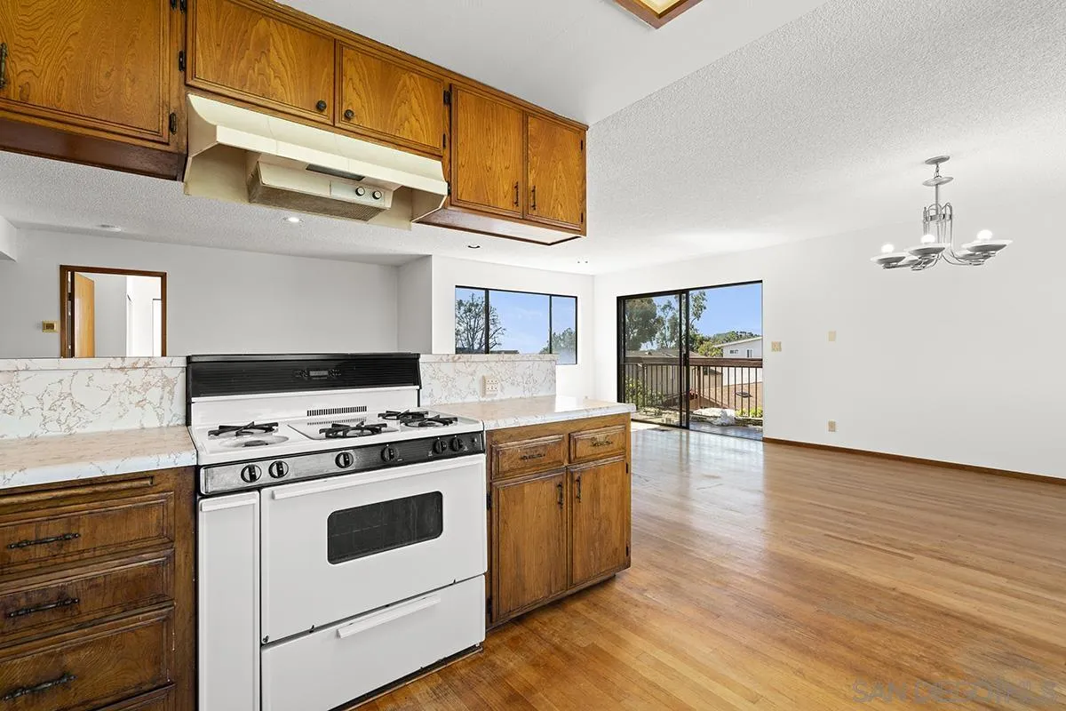 https://cdn.realtyfeed.com/cdn/127/260006056/fc7195263cdceab5df53ac00612c77c5.webp