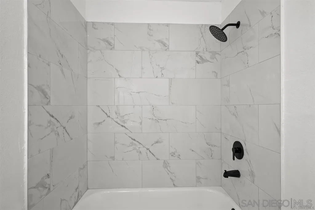 https://cdn.realtyfeed.com/cdn/127/260006057/9301c9cb17a04a6e07fc0308e82d7fb0.webp