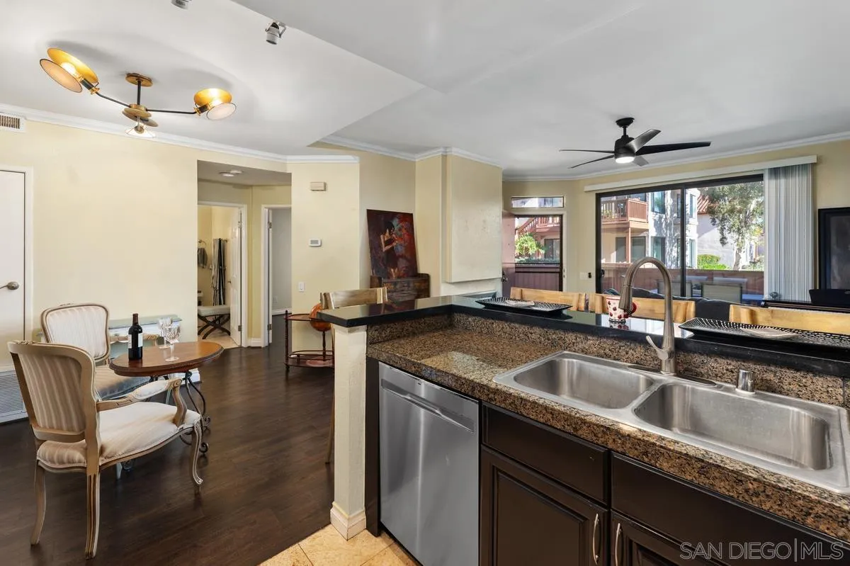 Photo #2: 260006059 Listing: Photo #2