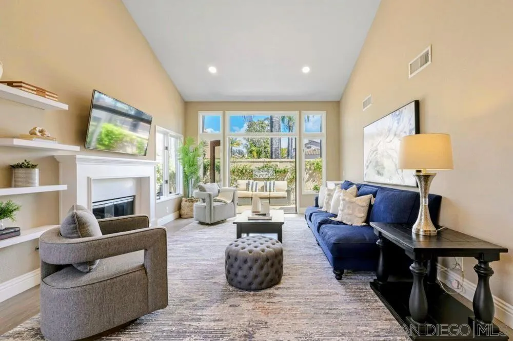https://cdn.realtyfeed.com/cdn/127/260006062/822b3dddc4bc54917926d0e862e2b2f9.webp