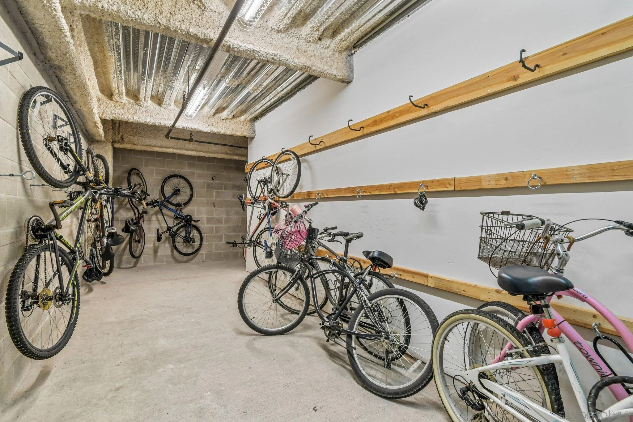 Photo #30: 260006065 Listing: Photo #30