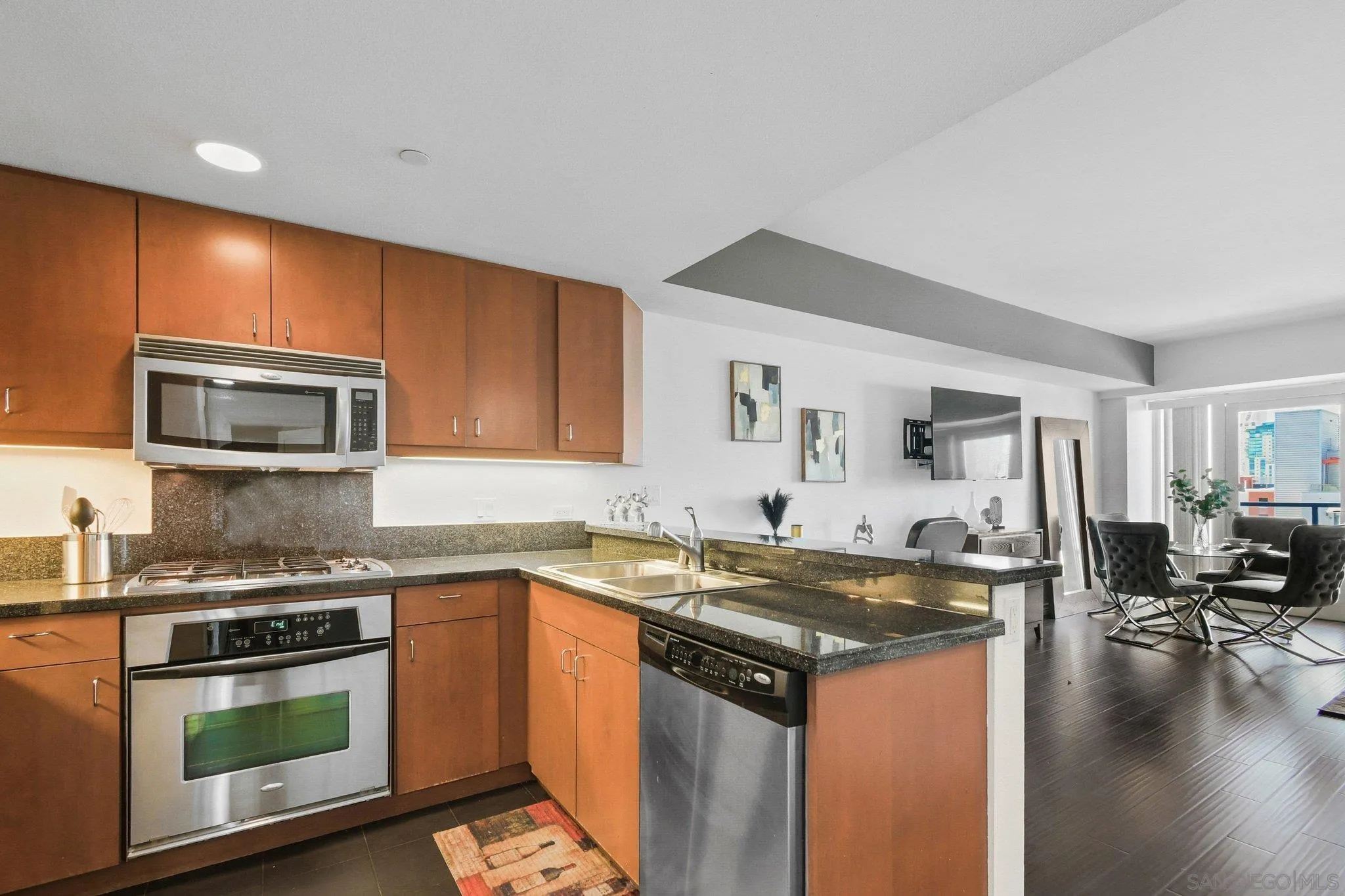 Photo #7: 260006065 Listing: Photo #7