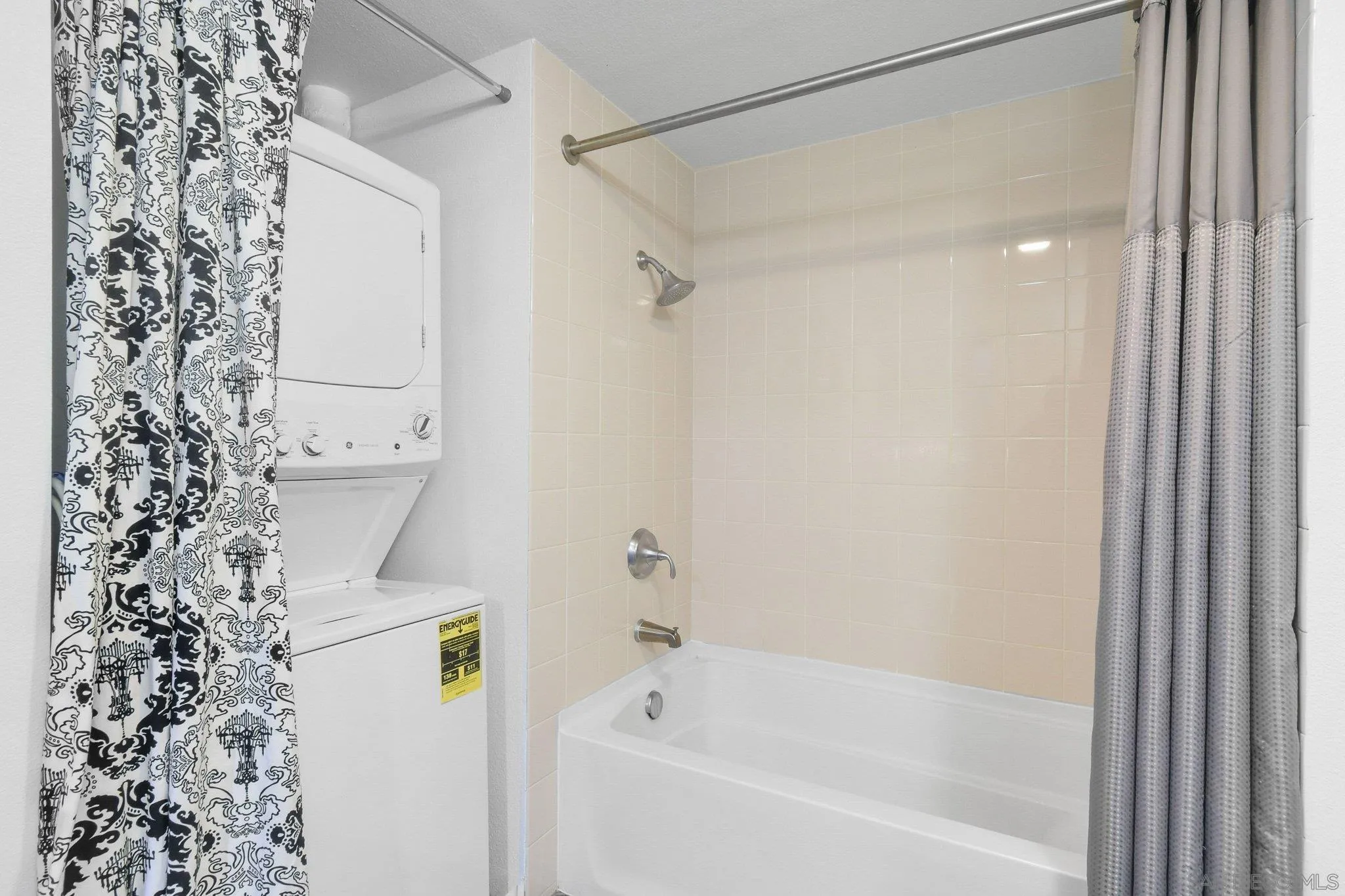 Photo #14: 260006065 Listing: Photo #14