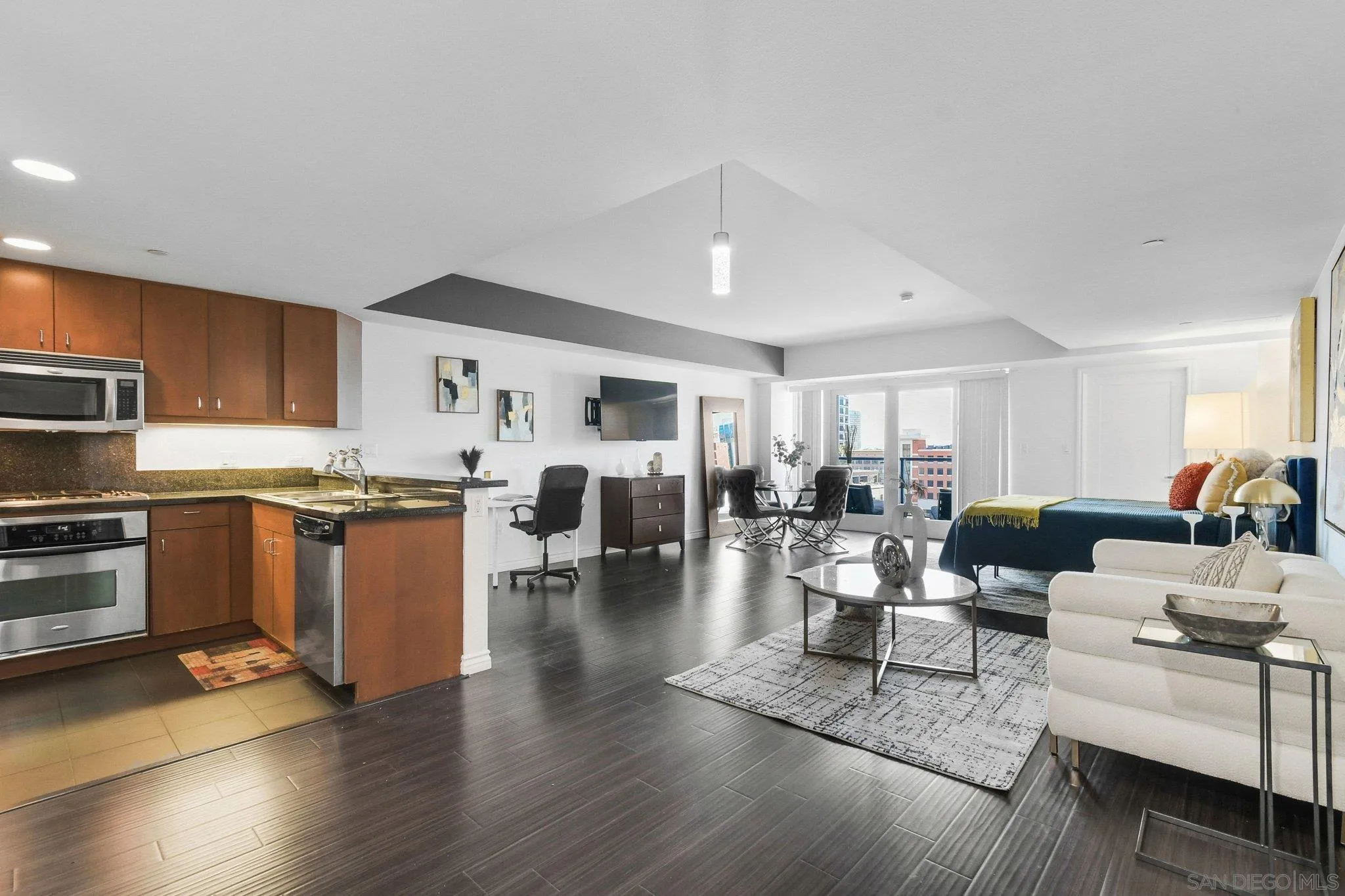 Photo #3: 260006065 Listing: Photo #3