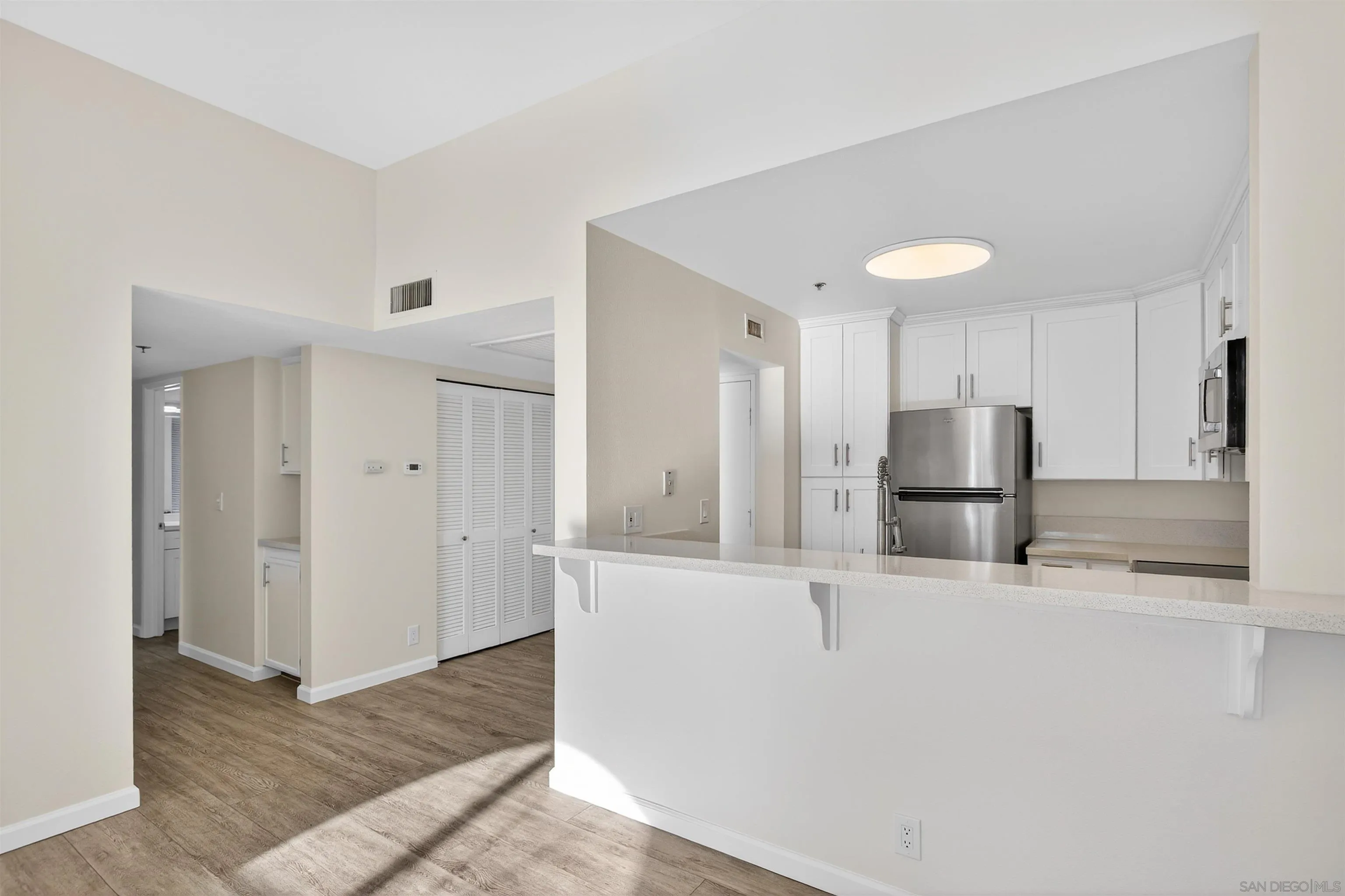 https://cdn.realtyfeed.com/cdn/127/260006067/a9ced72a3975d12698fb4d2ba7616560.webp