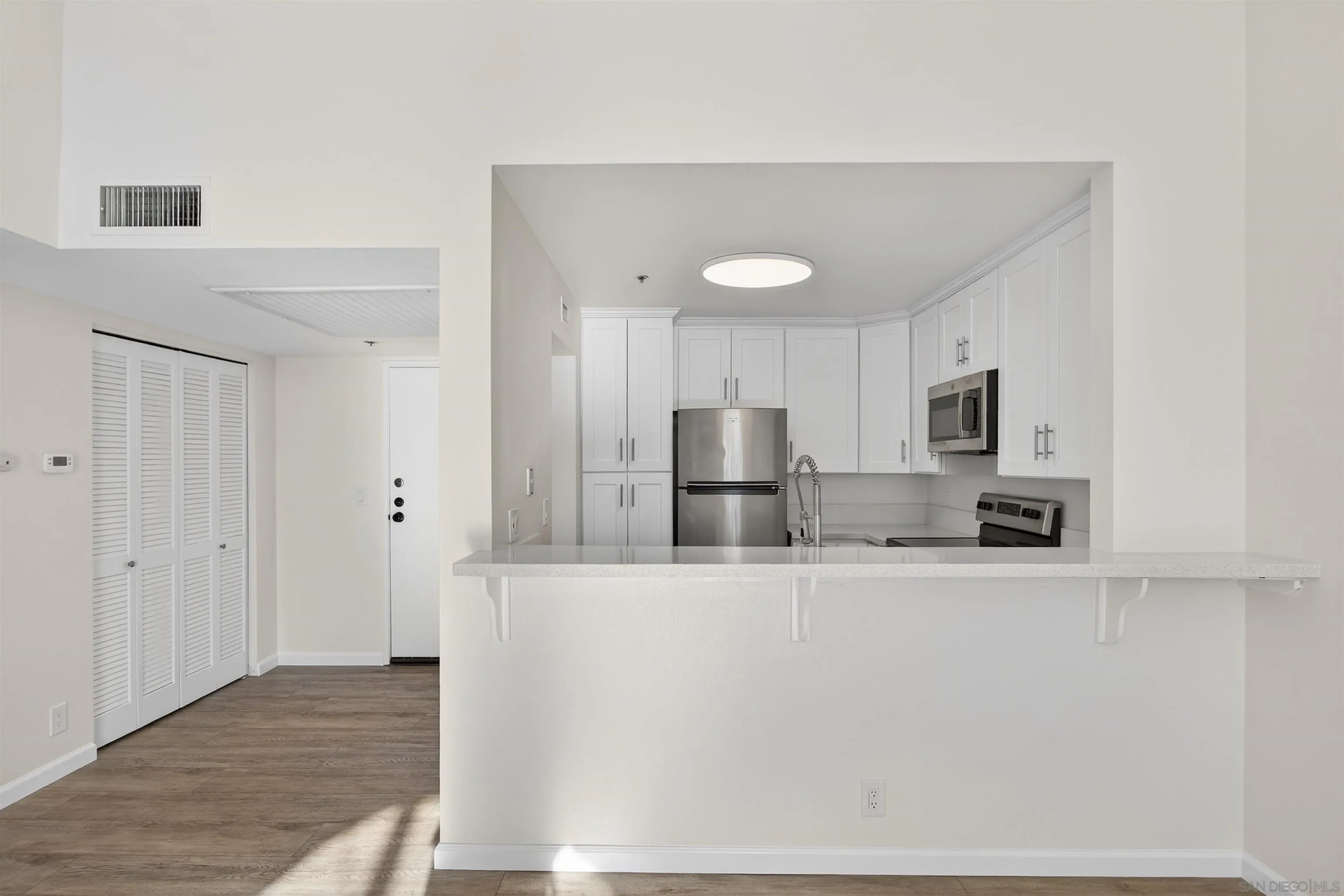 https://cdn.realtyfeed.com/cdn/127/260006067/e297d229aa3b712ec7b91411e2c1c1c7.webp