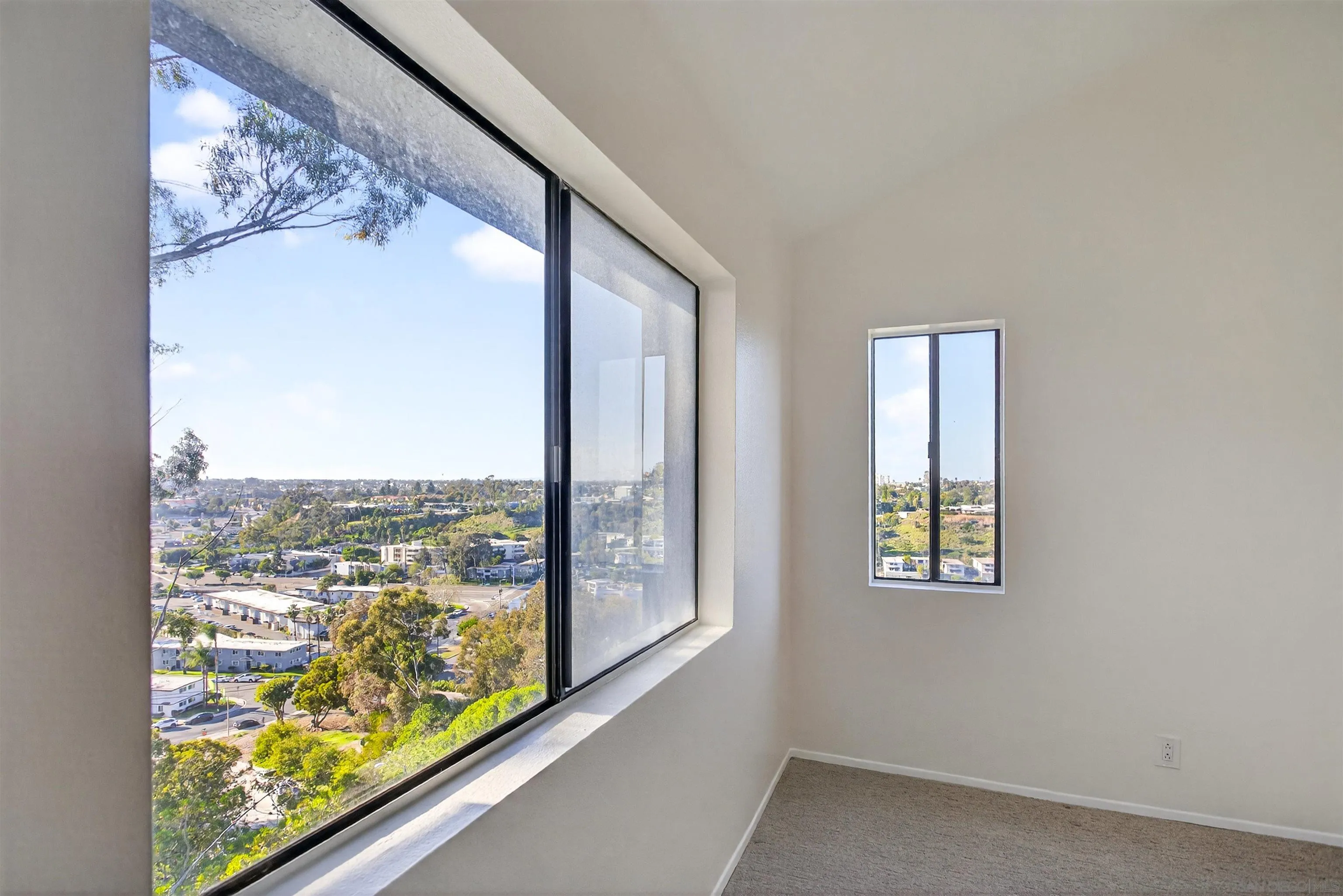 https://cdn.realtyfeed.com/cdn/127/260006067/fa4587029e94d55659b50492da633c4c.webp