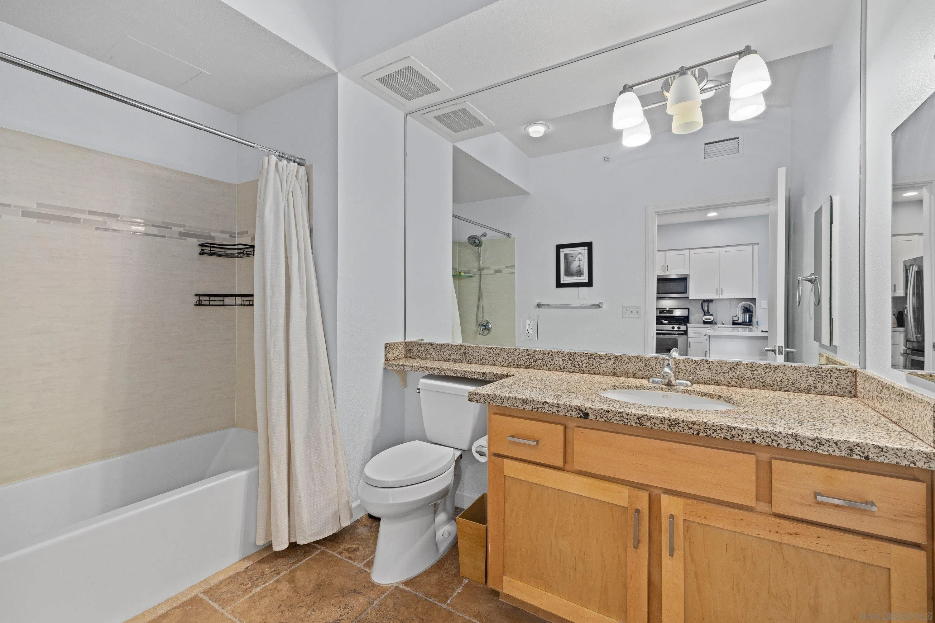 https://cdn.realtyfeed.com/cdn/127/260006071/3a64d9a34242e76a2a0fdc6c3c3080e6.webp