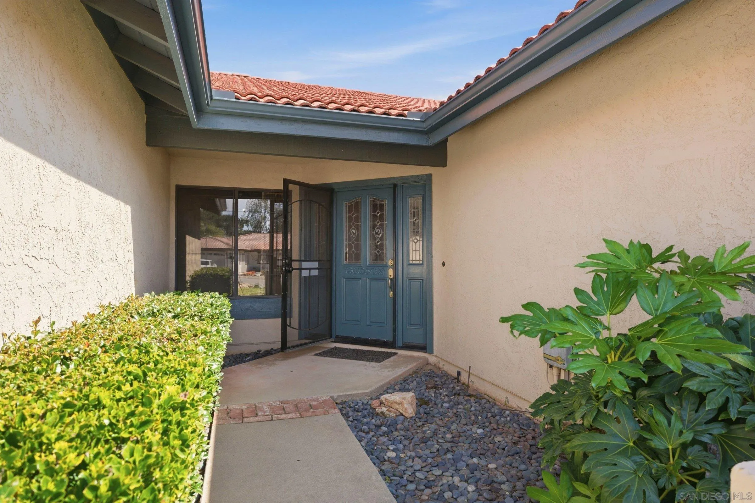 https://cdn.realtyfeed.com/cdn/127/260006078/de15e20c210b89b5d32a5f9be456b237.webp
