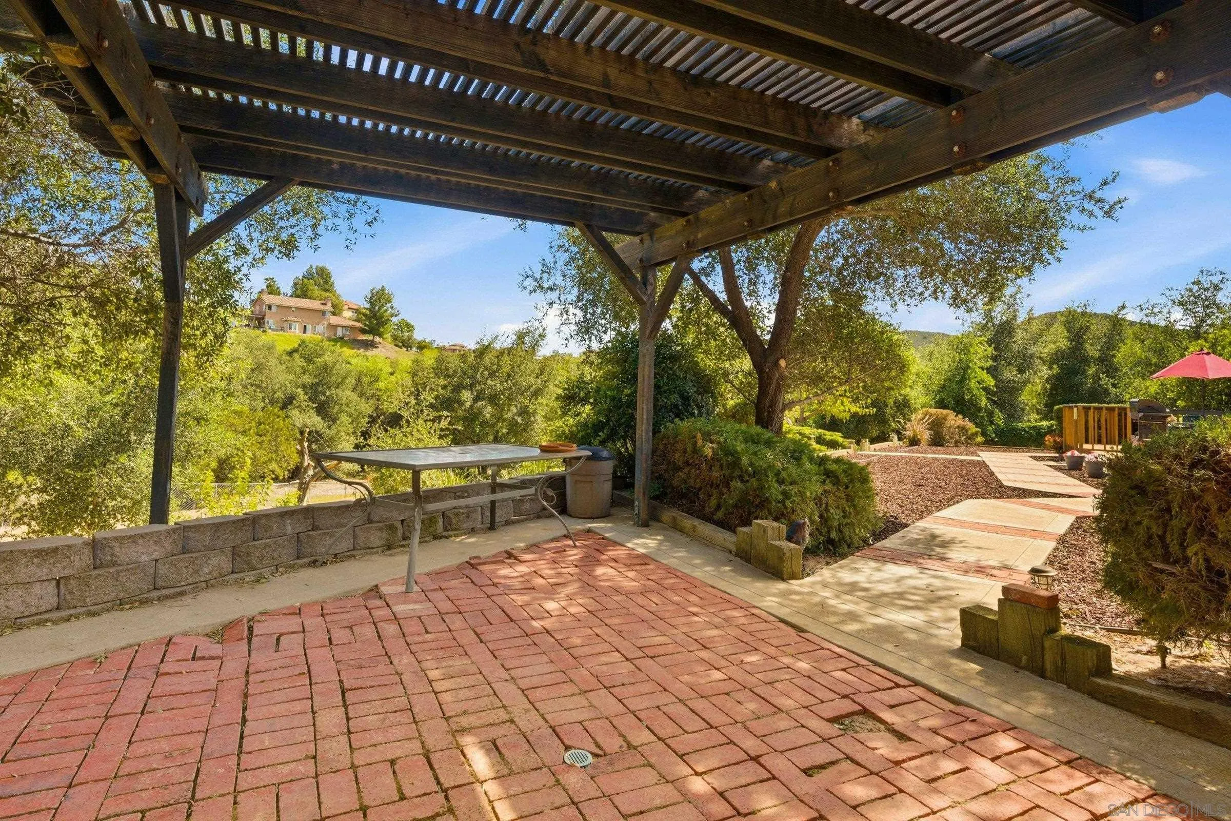 https://cdn.realtyfeed.com/cdn/127/260006078/ef58c7d614b42e9b2fcf5bf9545b0e0f.webp