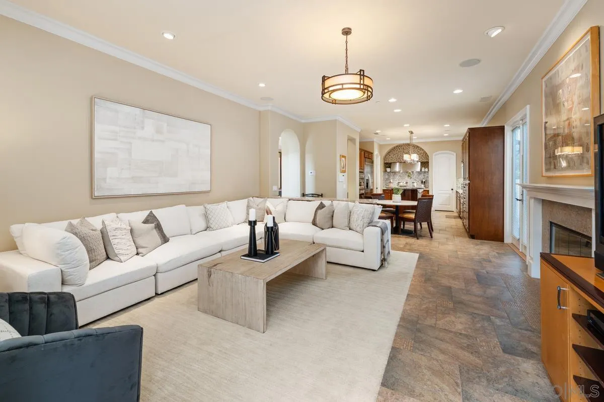 https://cdn.realtyfeed.com/cdn/127/260006080/5767cfcf773992d0e60ac7390bd82bbe.webp