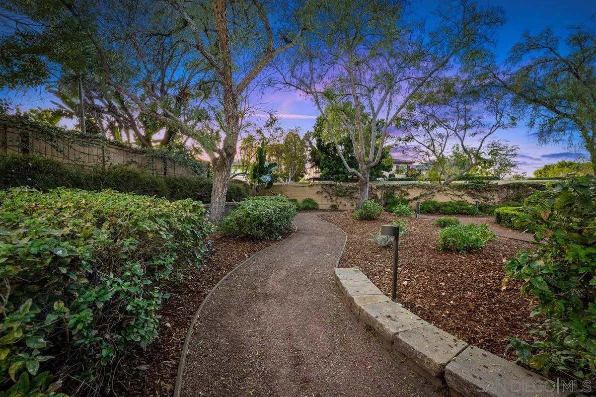 https://cdn.realtyfeed.com/cdn/127/260006080/84a93f3b0a9ee1b0e23b6f3ad2406ca0.webp