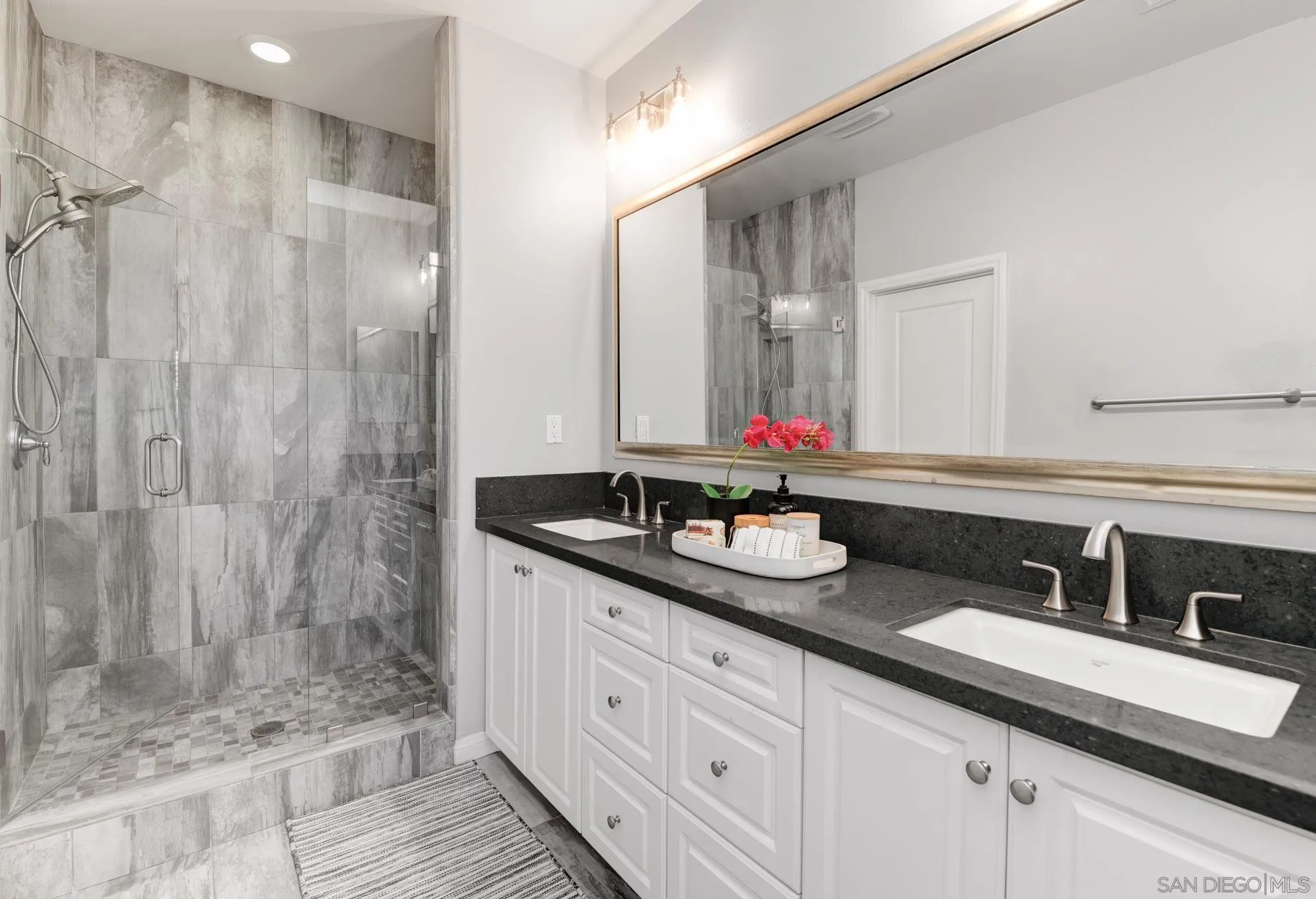 Photo #13: 260006084 Listing: Photo #13