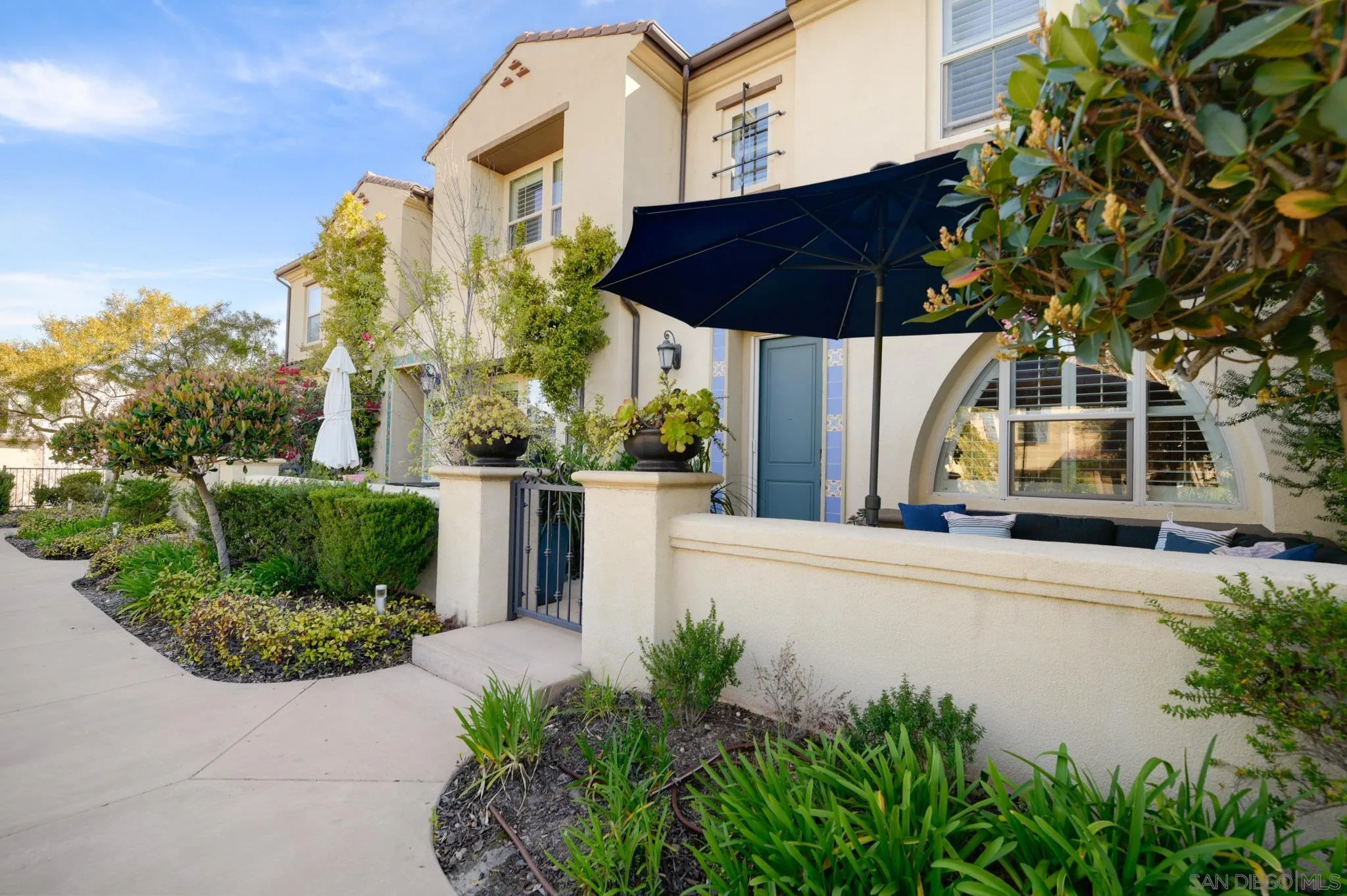 Photo #2: 260006084 Listing: Photo #2