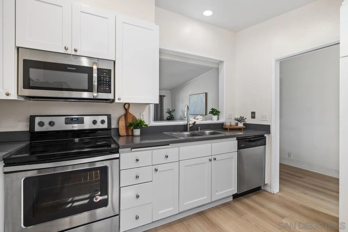 Photo #21: 260006087 Listing: Photo #21