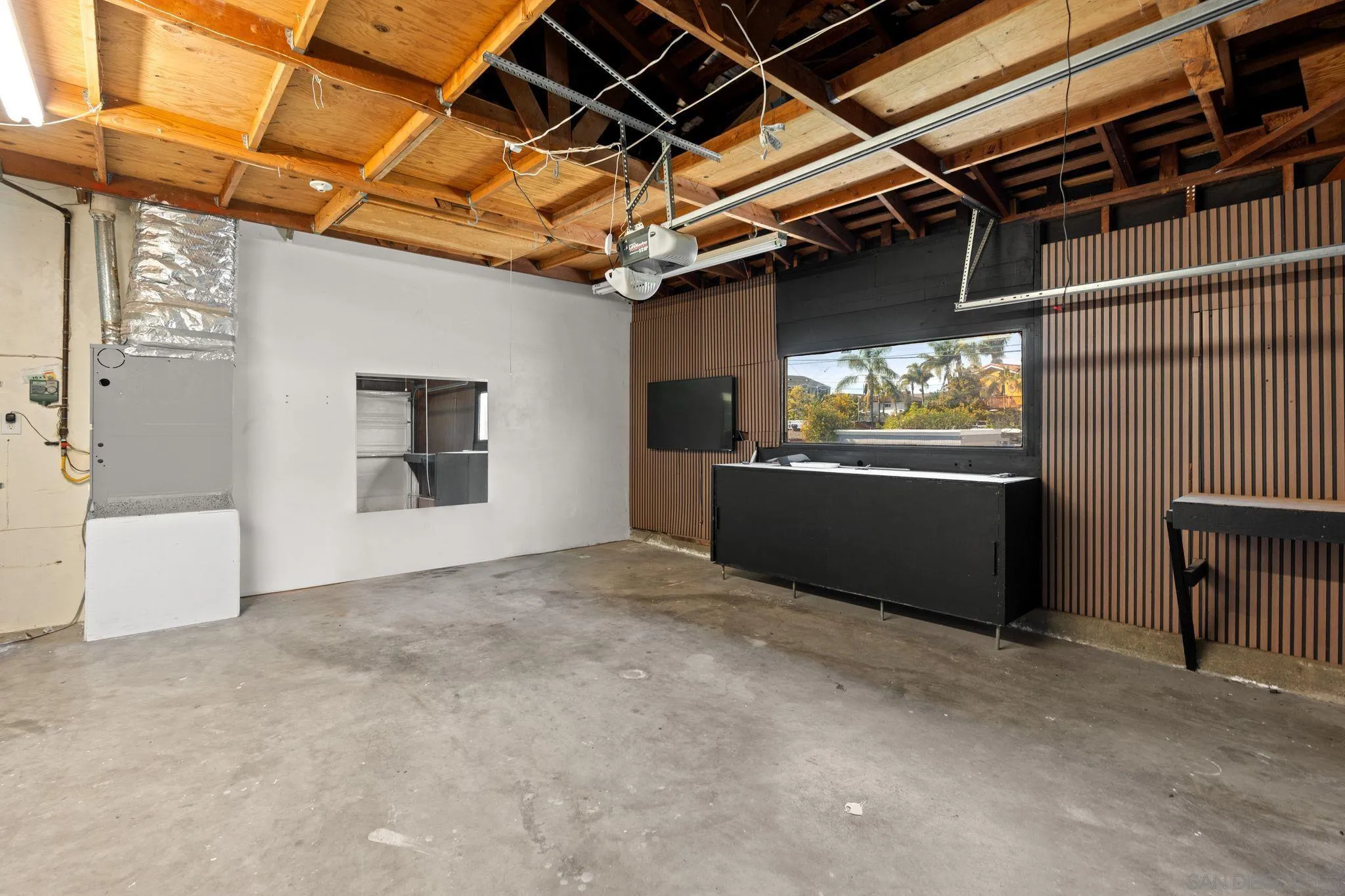 https://cdn.realtyfeed.com/cdn/127/260006088/6c08b7233dd852420f74f5f19c2f5a68.webp