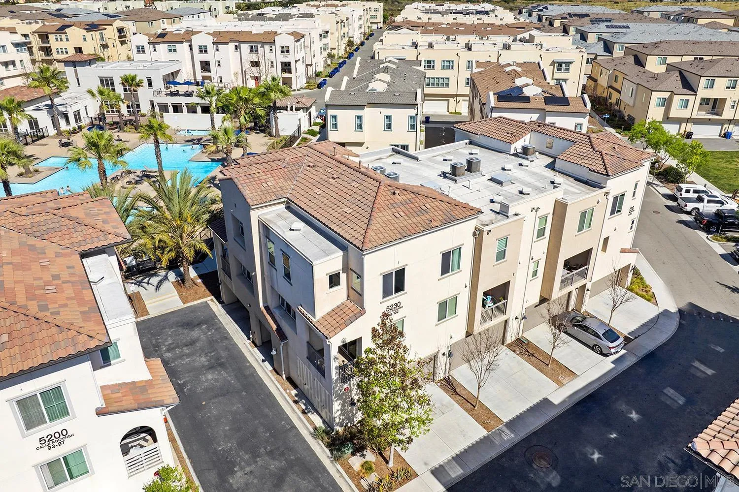 https://cdn.realtyfeed.com/cdn/127/260006095/3717060ca15ed3c1dfa68ec591f76f38.webp