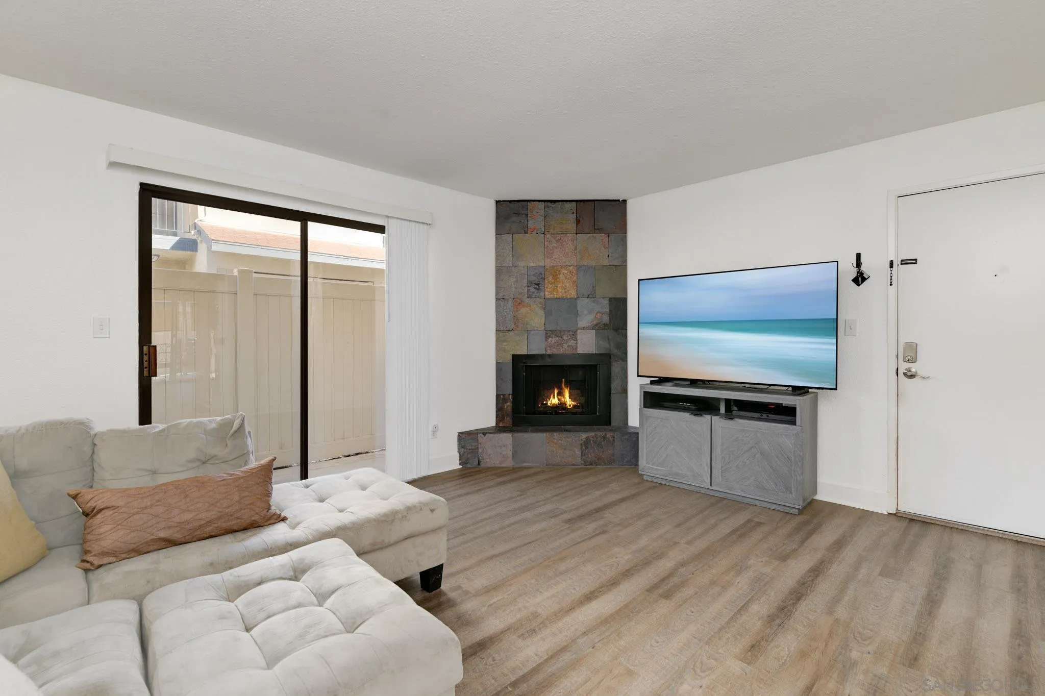 Photo #3: 260006101 Listing: Photo #3