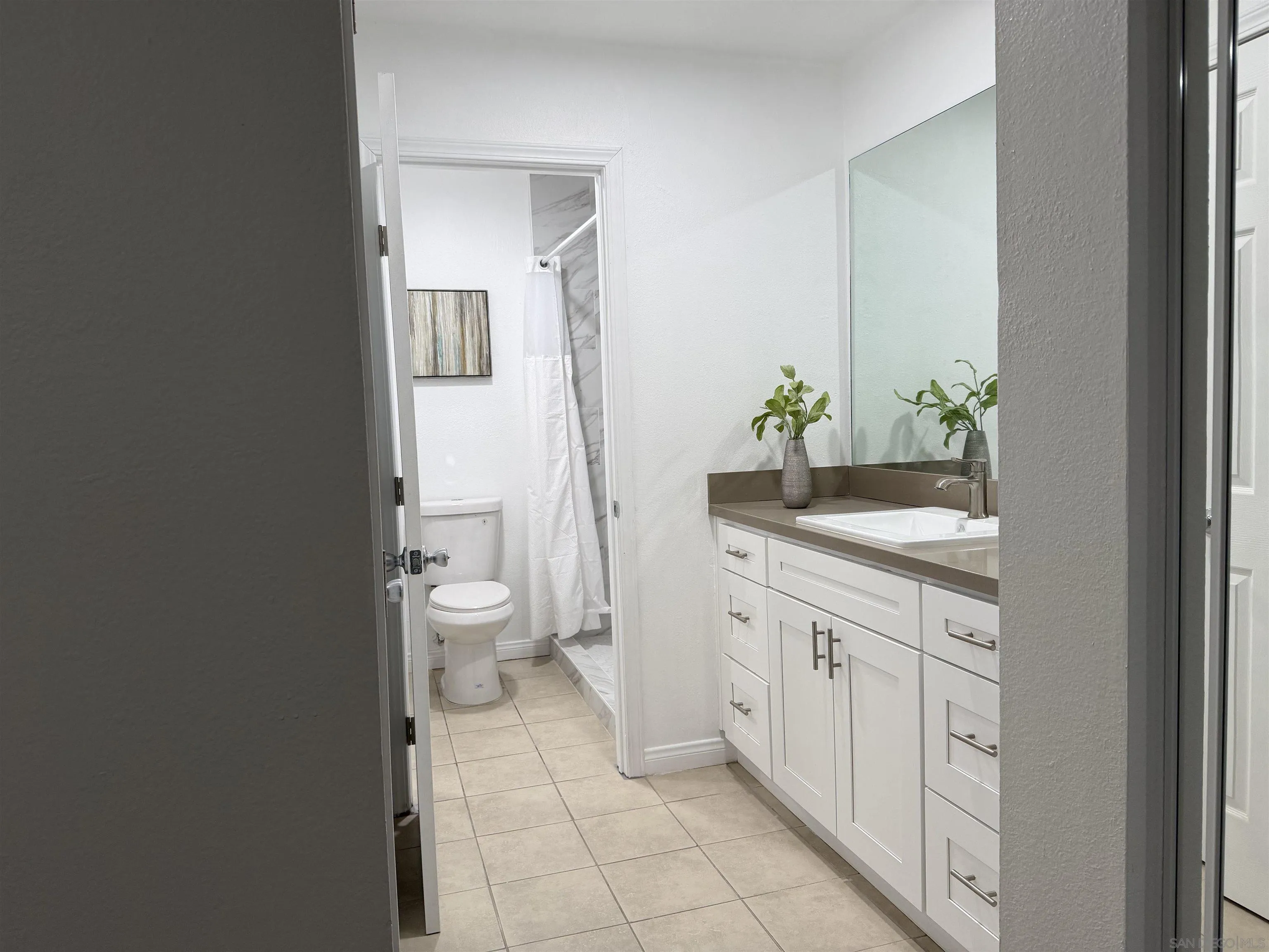 Photo #9: 260006102 Listing: Photo #9