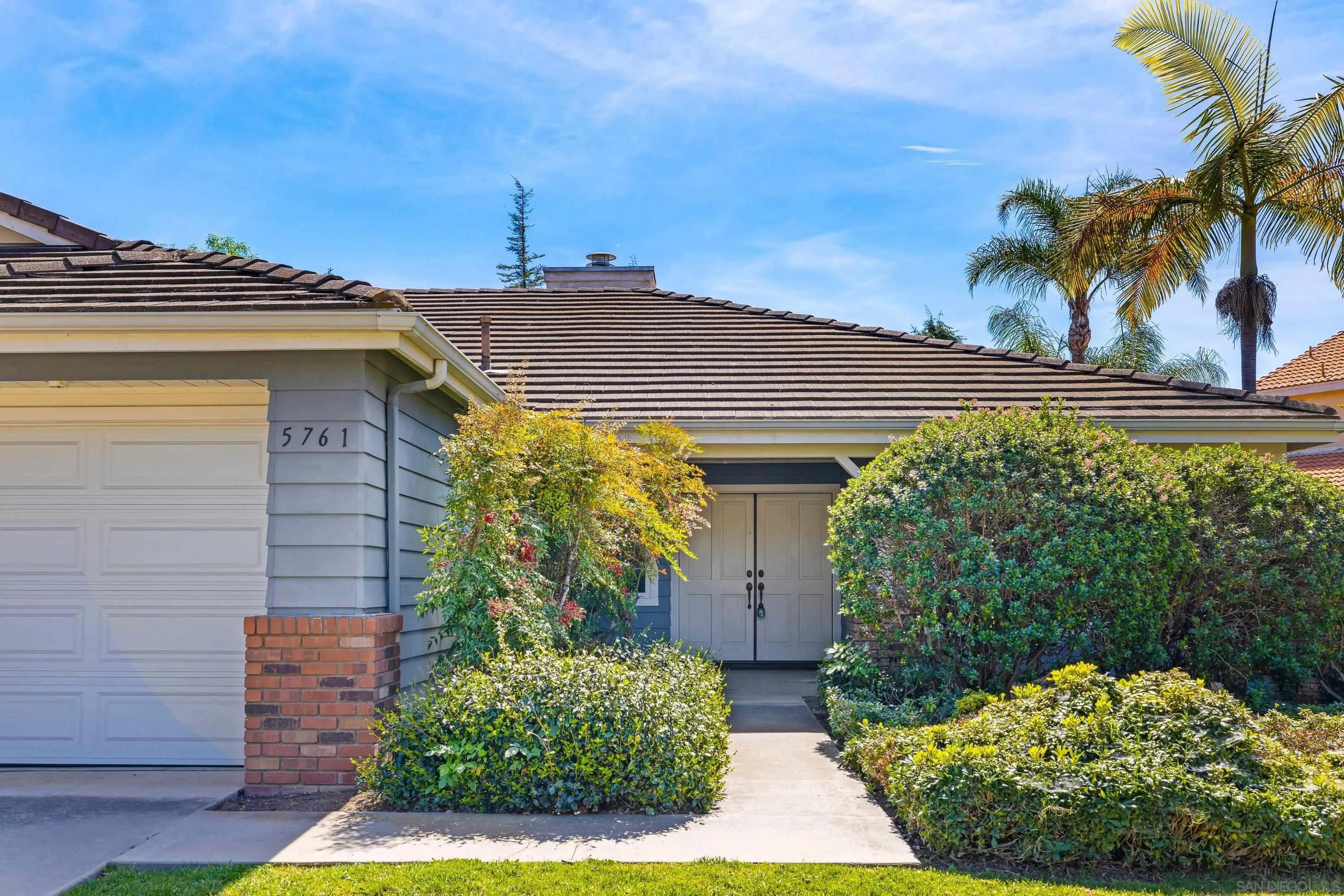 https://cdn.realtyfeed.com/cdn/127/260006114/8155daeedef4e04867f36b87cbcbaabf.webp