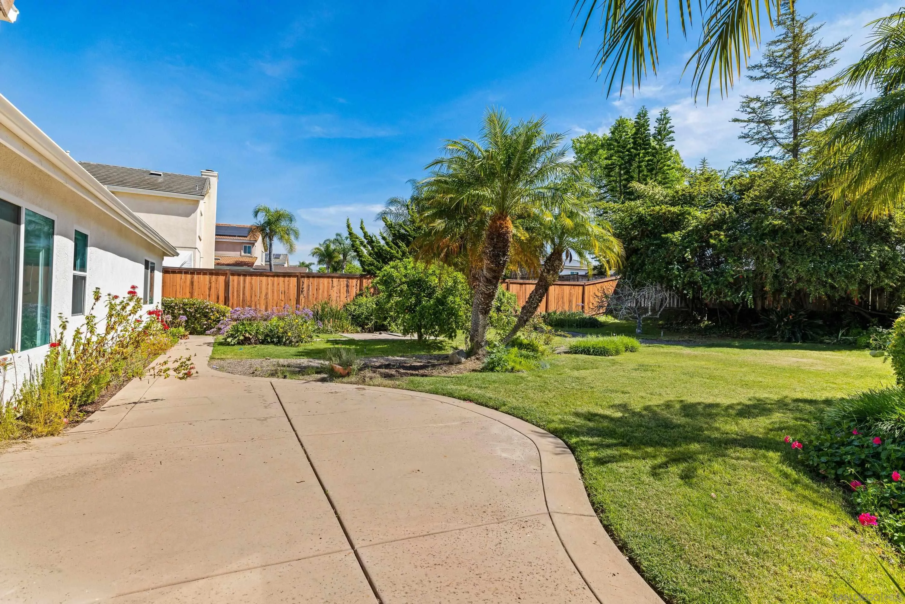https://cdn.realtyfeed.com/cdn/127/260006114/9256a5a9f3392223a863fddb80496698.webp