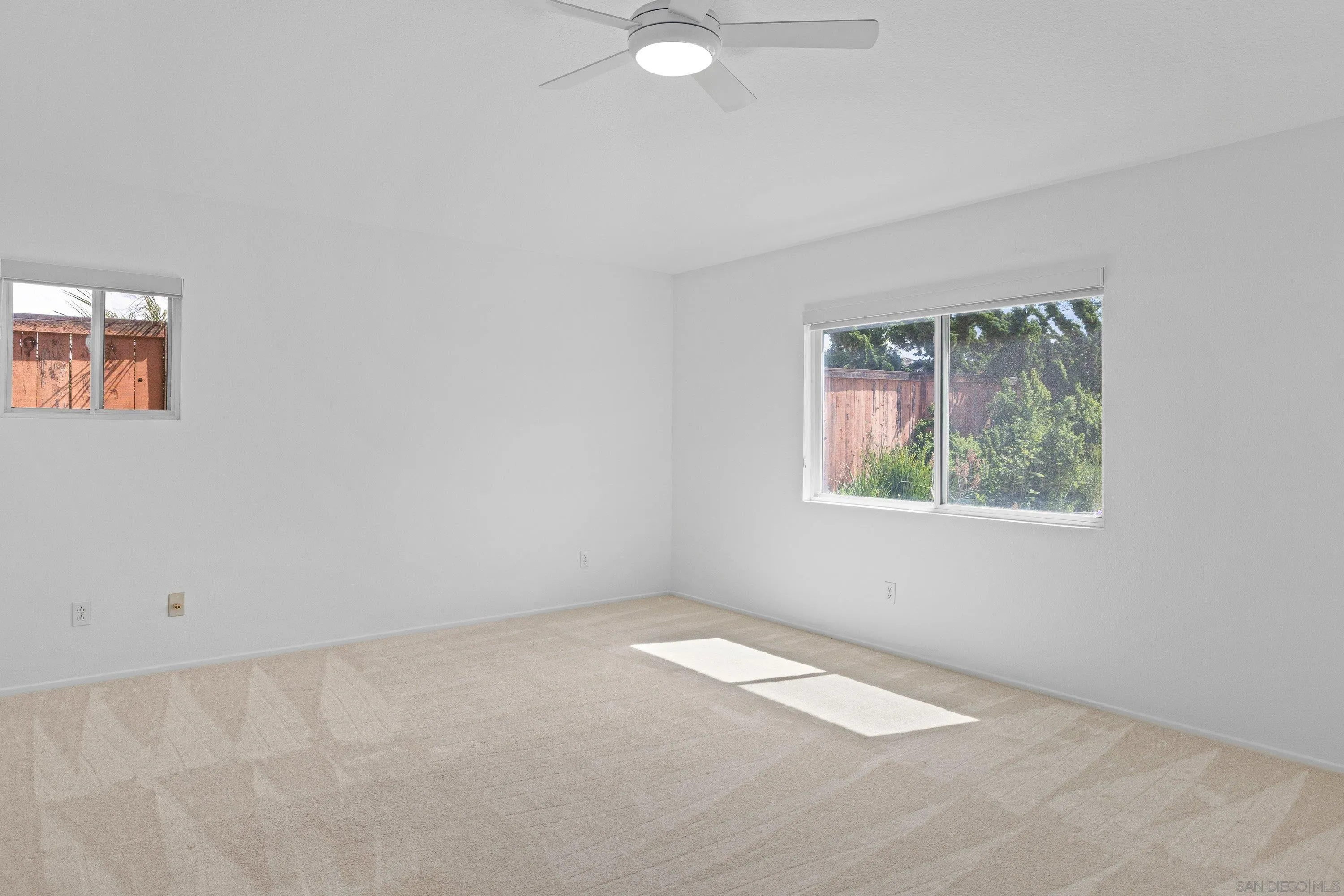 https://cdn.realtyfeed.com/cdn/127/260006114/cca6e1173c0e97266f8f980cfff785de.webp