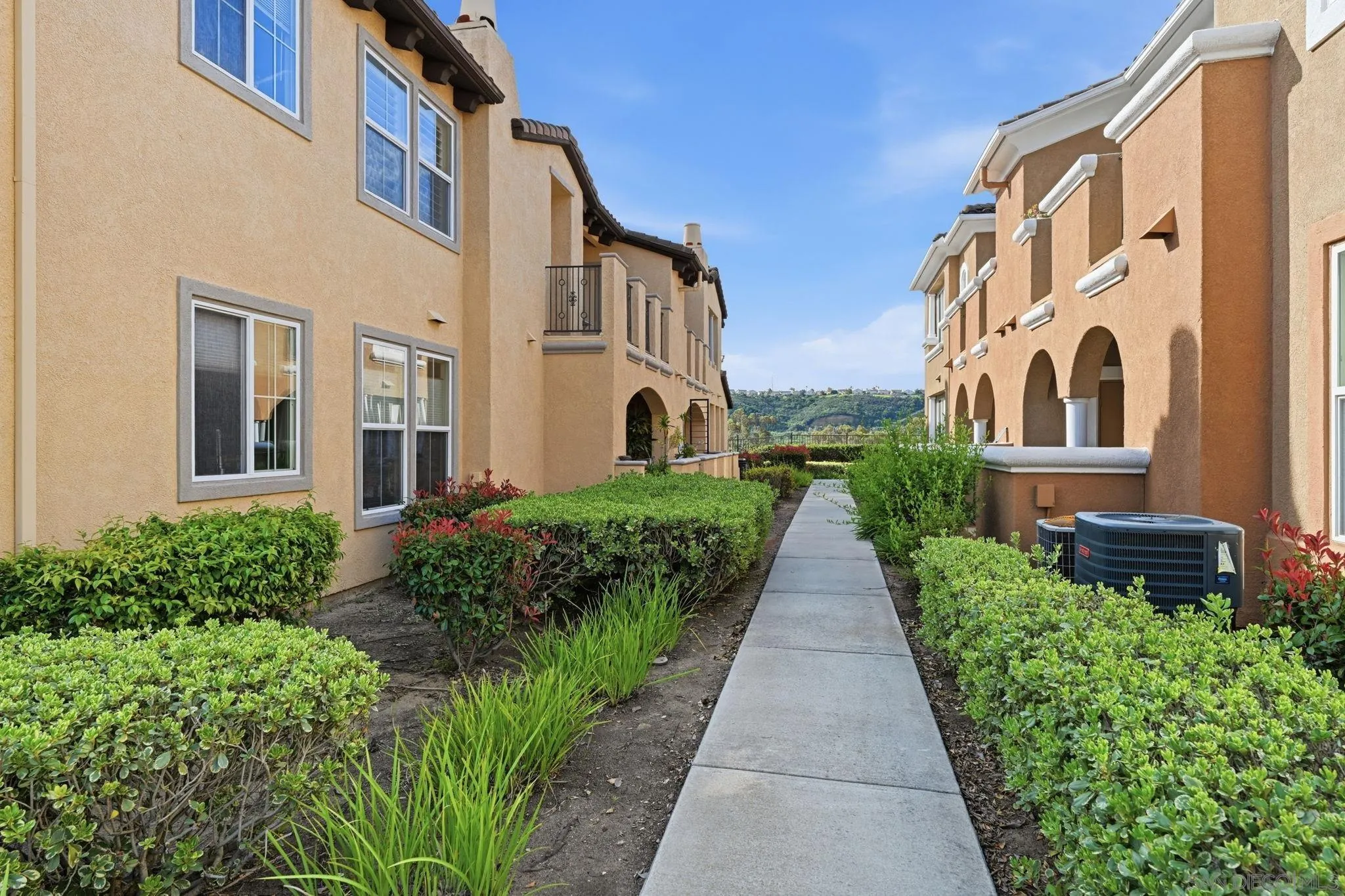 Photo #4: 260006116 Listing: Photo #4