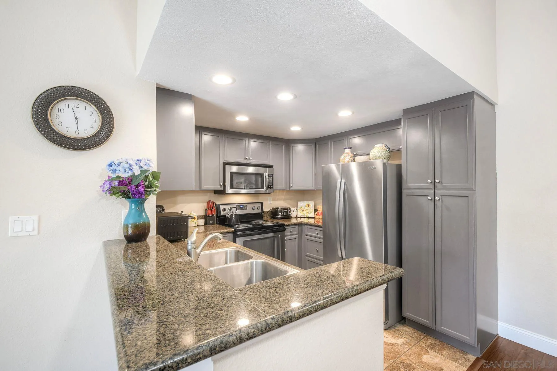 Photo #11: 260006117 Listing: Photo #11