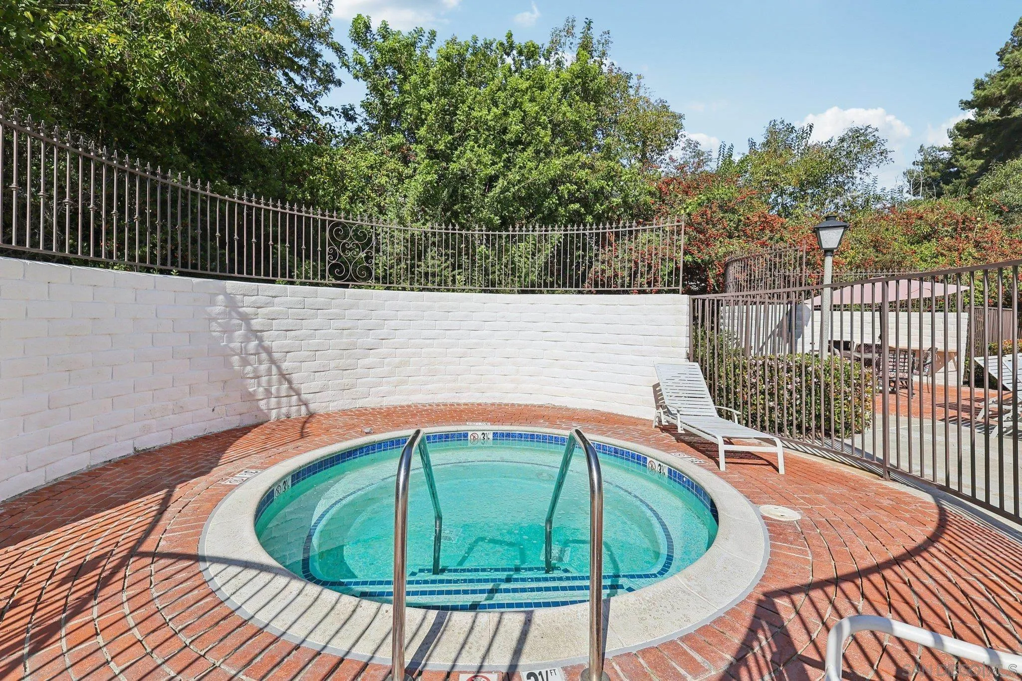 https://cdn.realtyfeed.com/cdn/127/260006118/bc78185f05d576a07c478d4e511207d0.webp