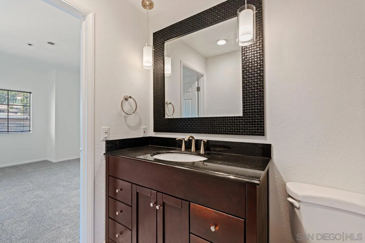 Photo #12: 260006125 Listing: Photo #12