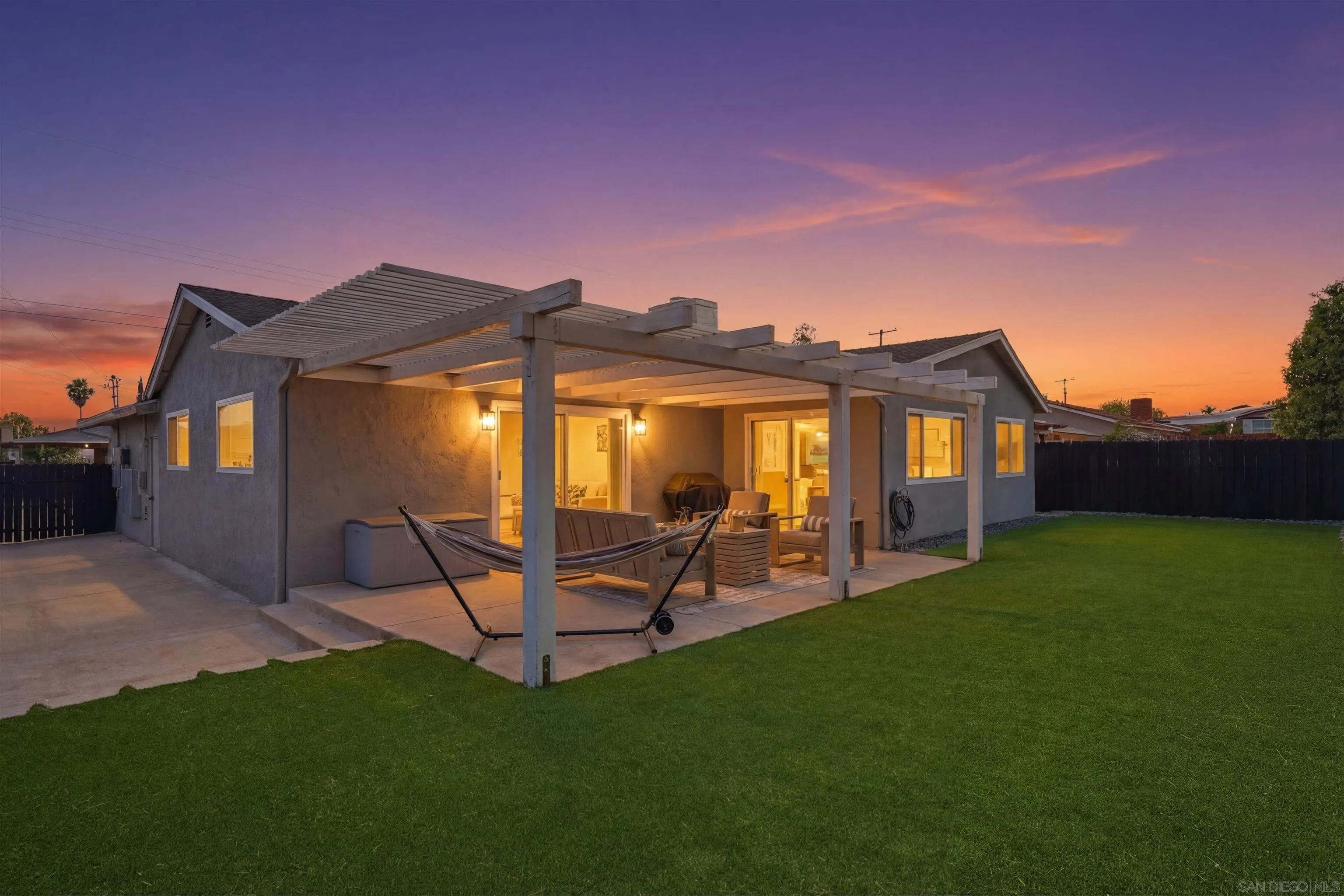 https://cdn.realtyfeed.com/cdn/127/260006131/1b0830ccab461ef2735ddadd8d10e319.webp