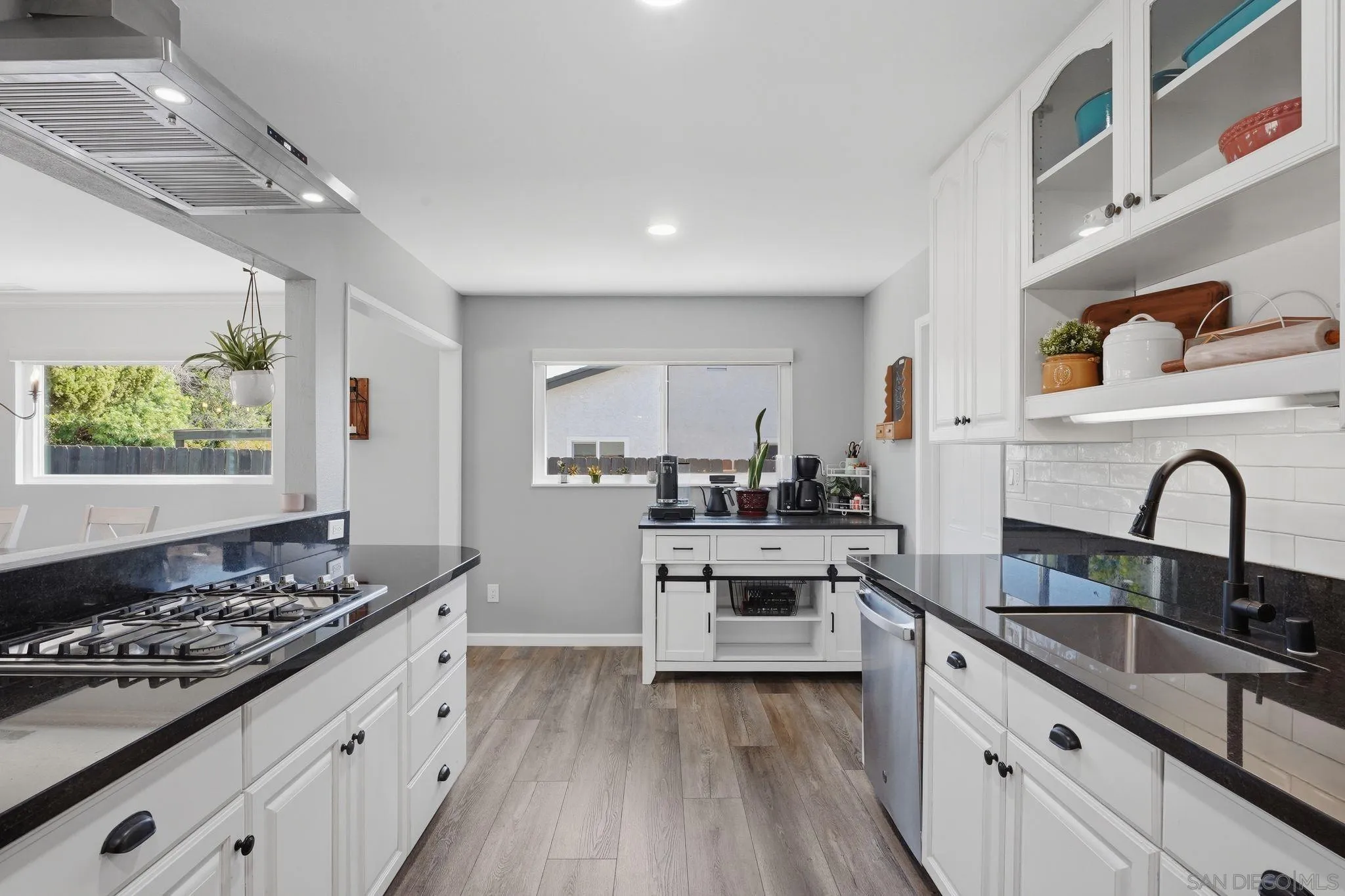 https://cdn.realtyfeed.com/cdn/127/260006131/e82413d5eb556ad5b6fdda7b52d90afb.webp