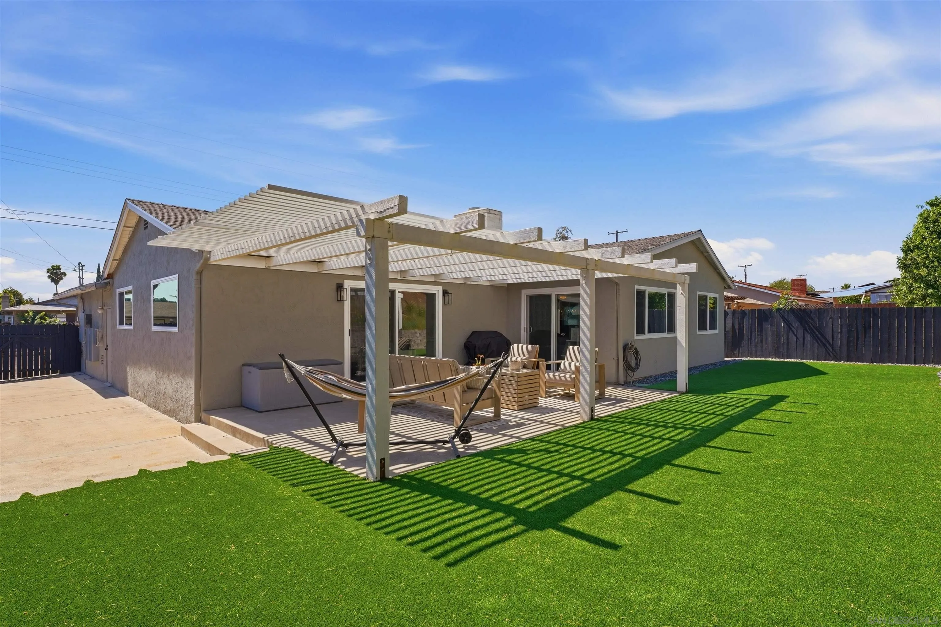 https://cdn.realtyfeed.com/cdn/127/260006131/fce8f691172767dcb2ffae8666af07a1.webp