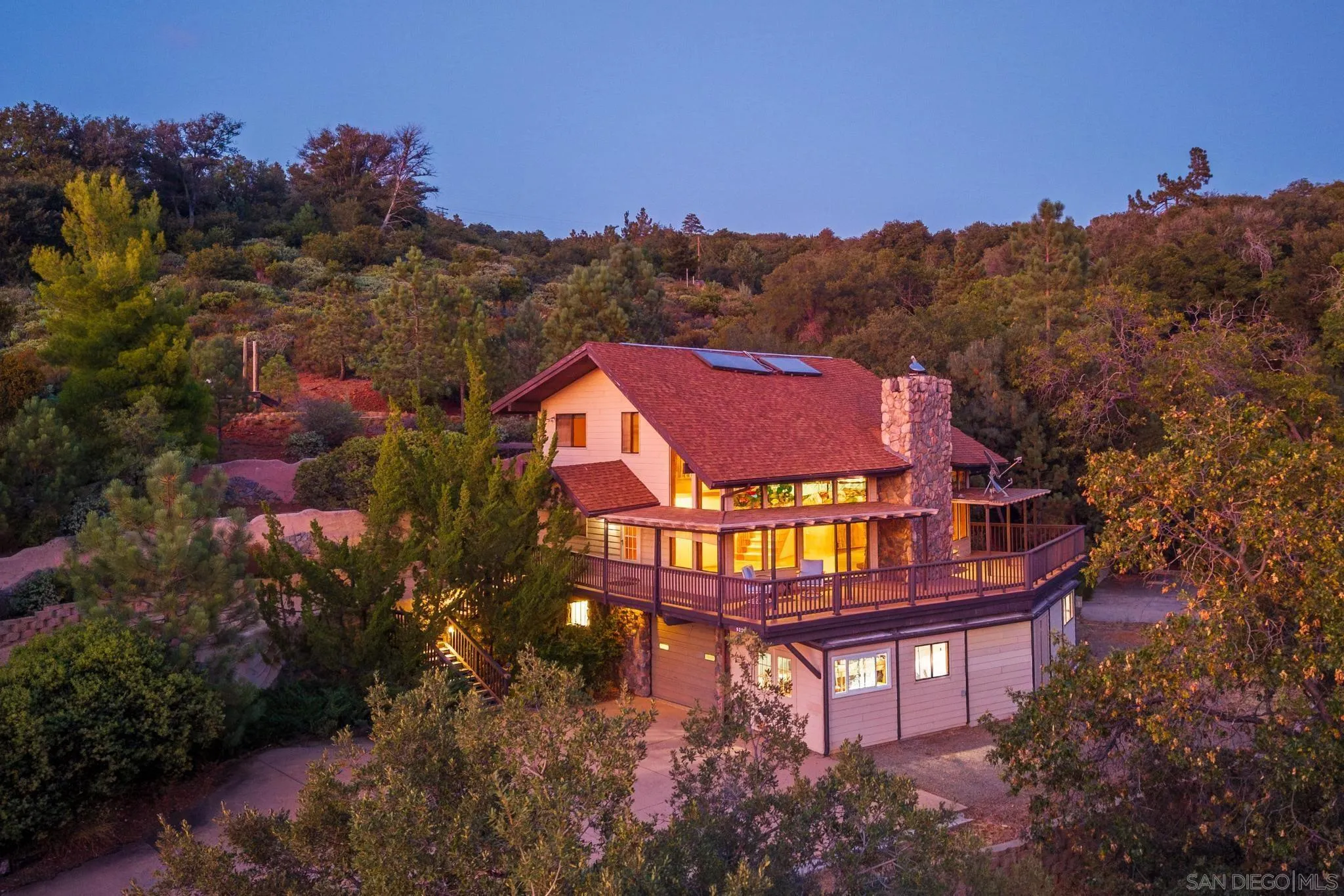 https://cdn.realtyfeed.com/cdn/127/260006134/5a8344320003589b635e565865328b8f.webp