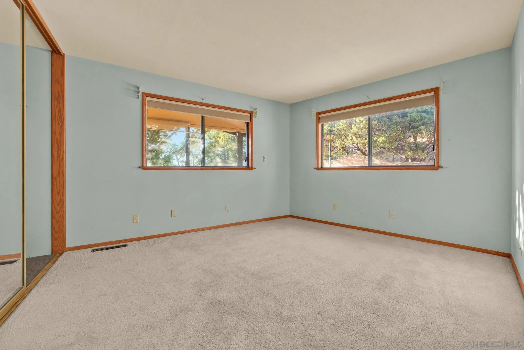 https://cdn.realtyfeed.com/cdn/127/260006134/6e59005849b336d11bfeb8353f8f3a69.webp