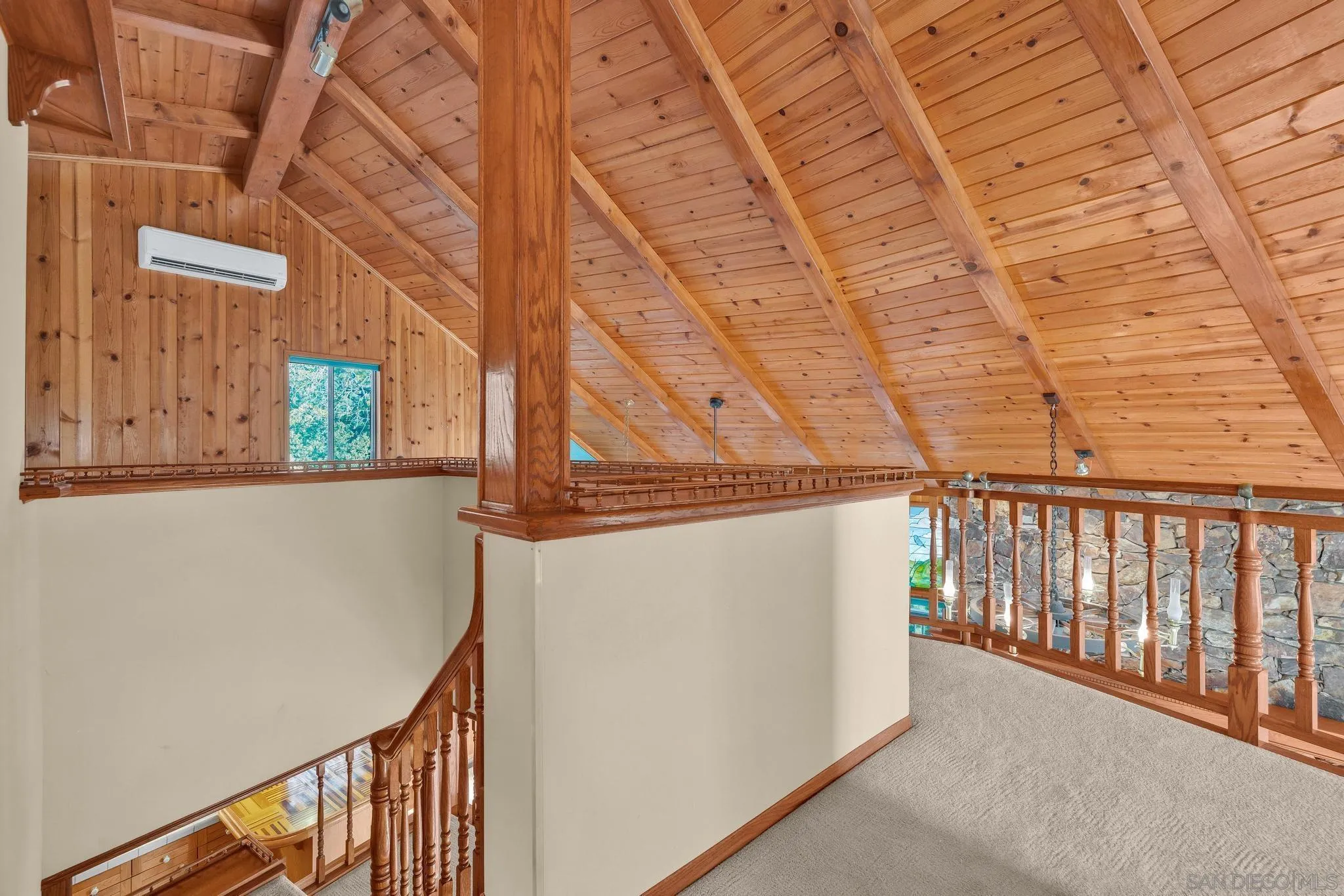 https://cdn.realtyfeed.com/cdn/127/260006134/9383b8f6790a655a910e7c99b3a2262a.webp