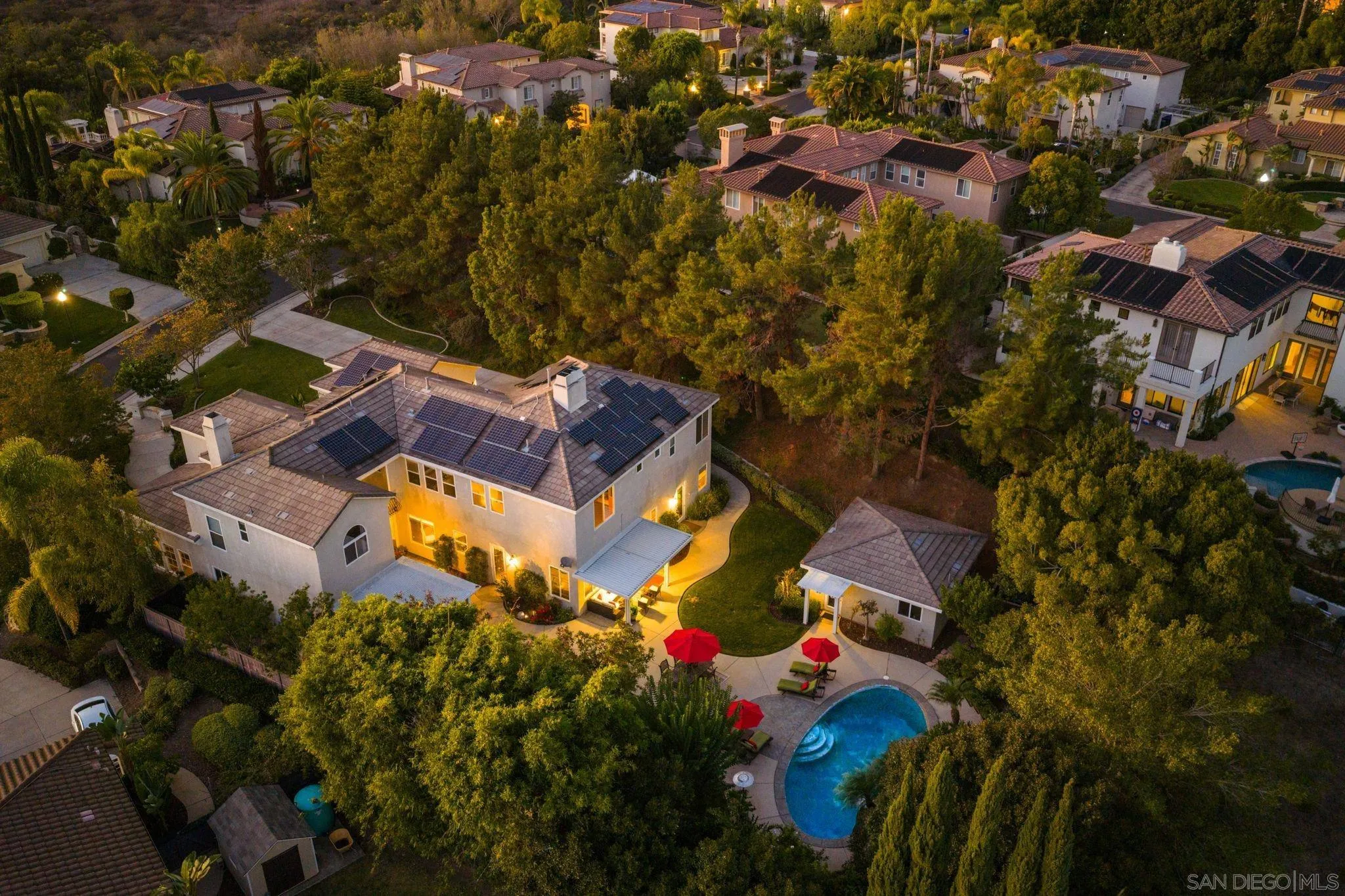 https://cdn.realtyfeed.com/cdn/127/260006136/b627b2ce63338d3d05389b300f7e074f.webp