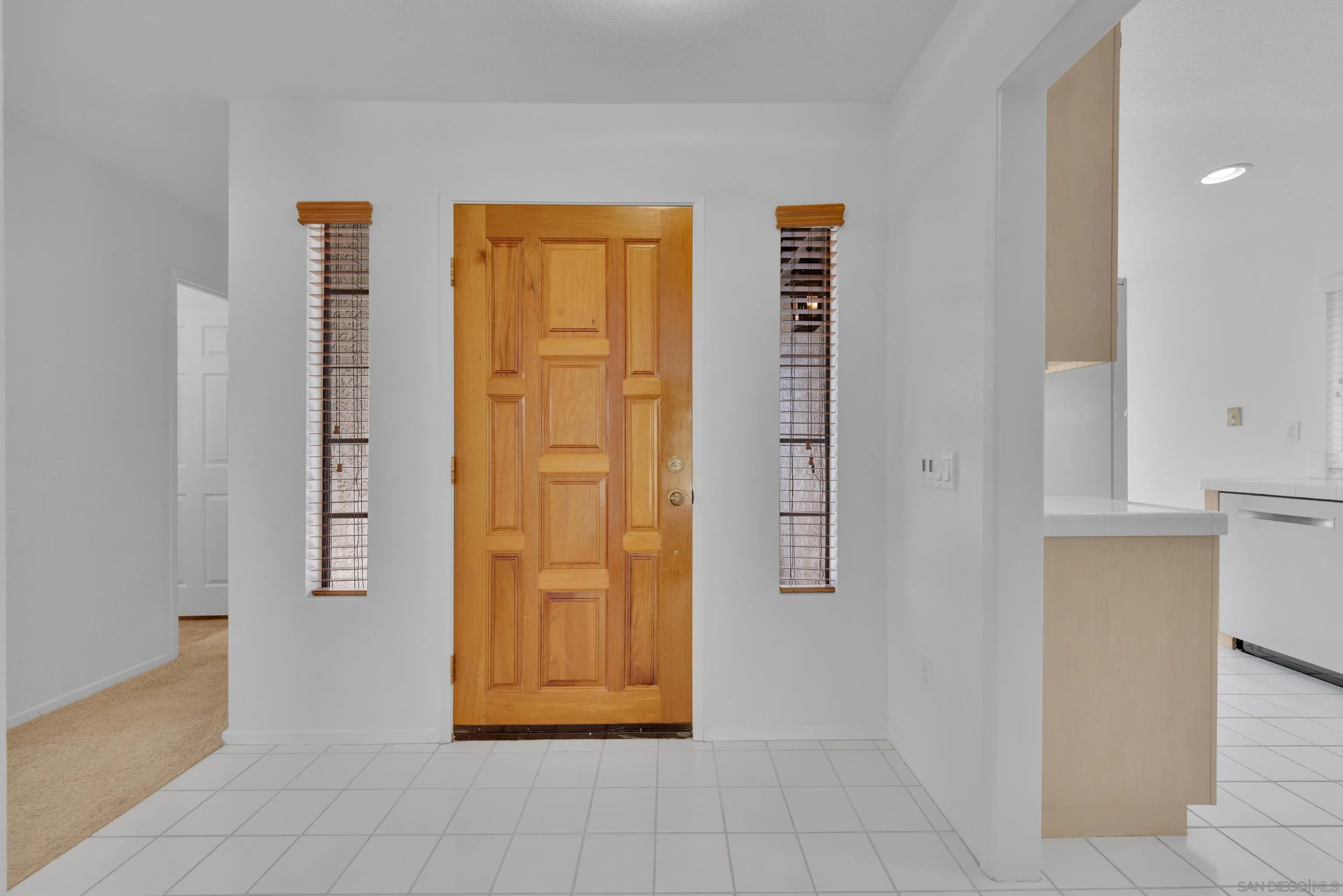https://cdn.realtyfeed.com/cdn/127/260006138/2424a602a38b0de60efe2279ba3fad5a.webp