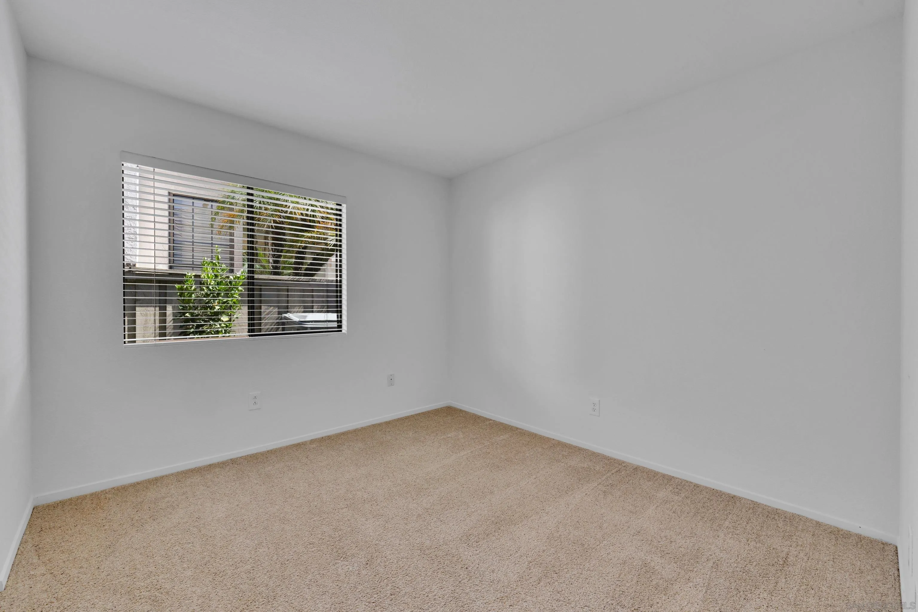 https://cdn.realtyfeed.com/cdn/127/260006138/5b40fb3ad36c1e52dbc07e2ab03c84fe.webp