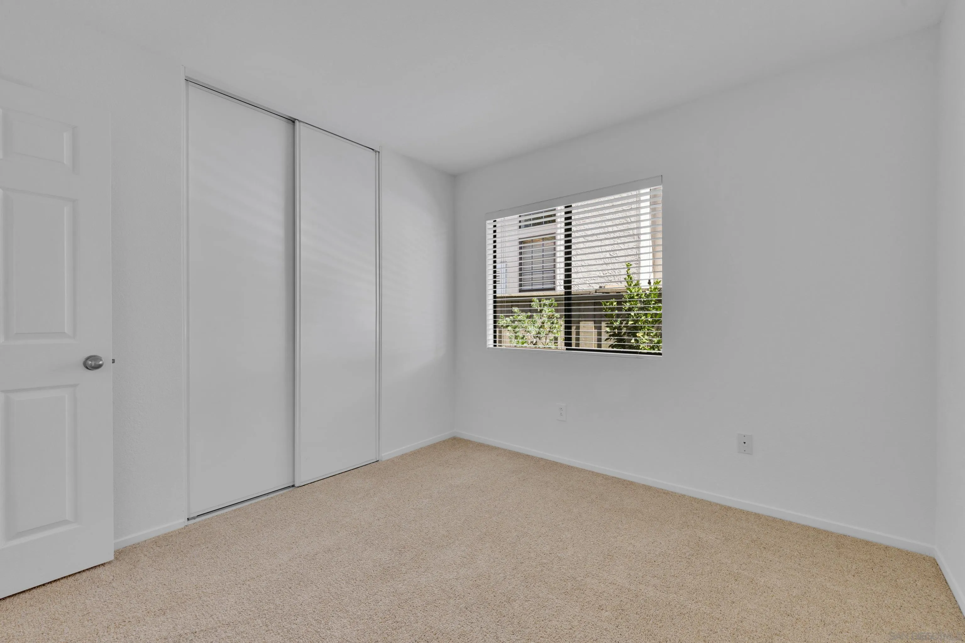 https://cdn.realtyfeed.com/cdn/127/260006138/d665bf4e44798ff8b95fa002c60a6914.webp