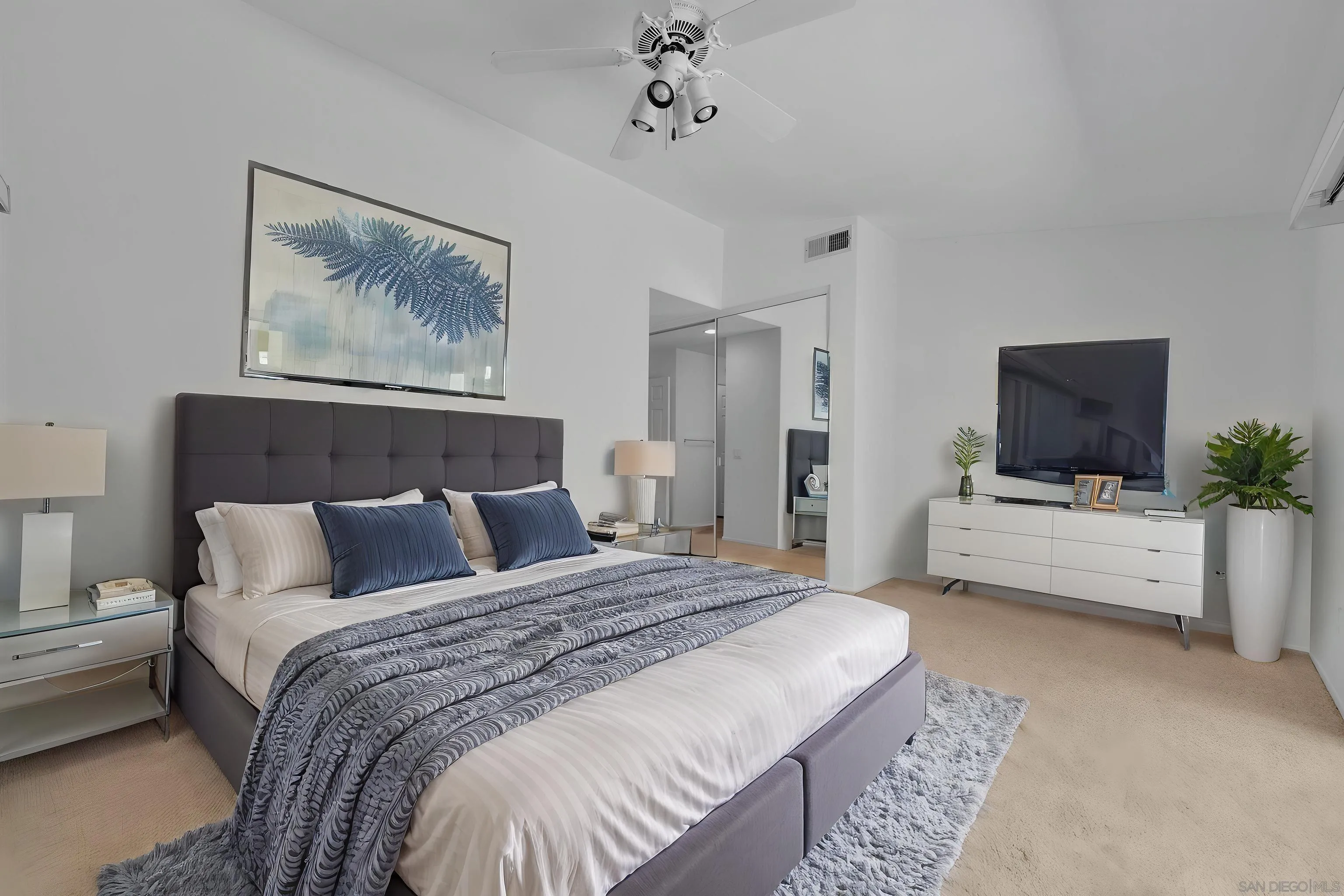 https://cdn.realtyfeed.com/cdn/127/260006138/d7d90c76d7d52547be849e8c823b5ad1.webp