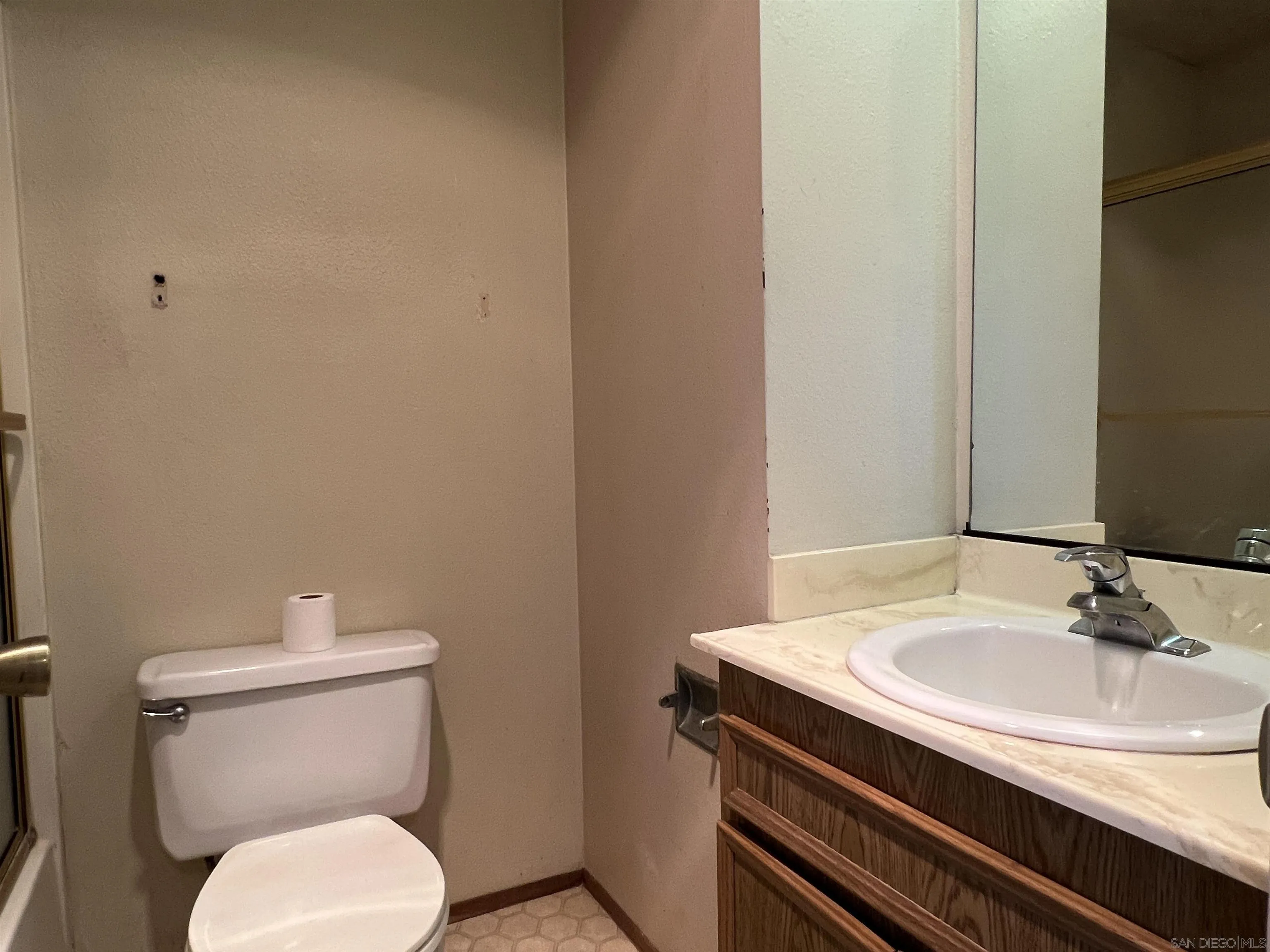 https://cdn.realtyfeed.com/cdn/127/260006156/818eff200d898725f38ddead89adc54c.webp