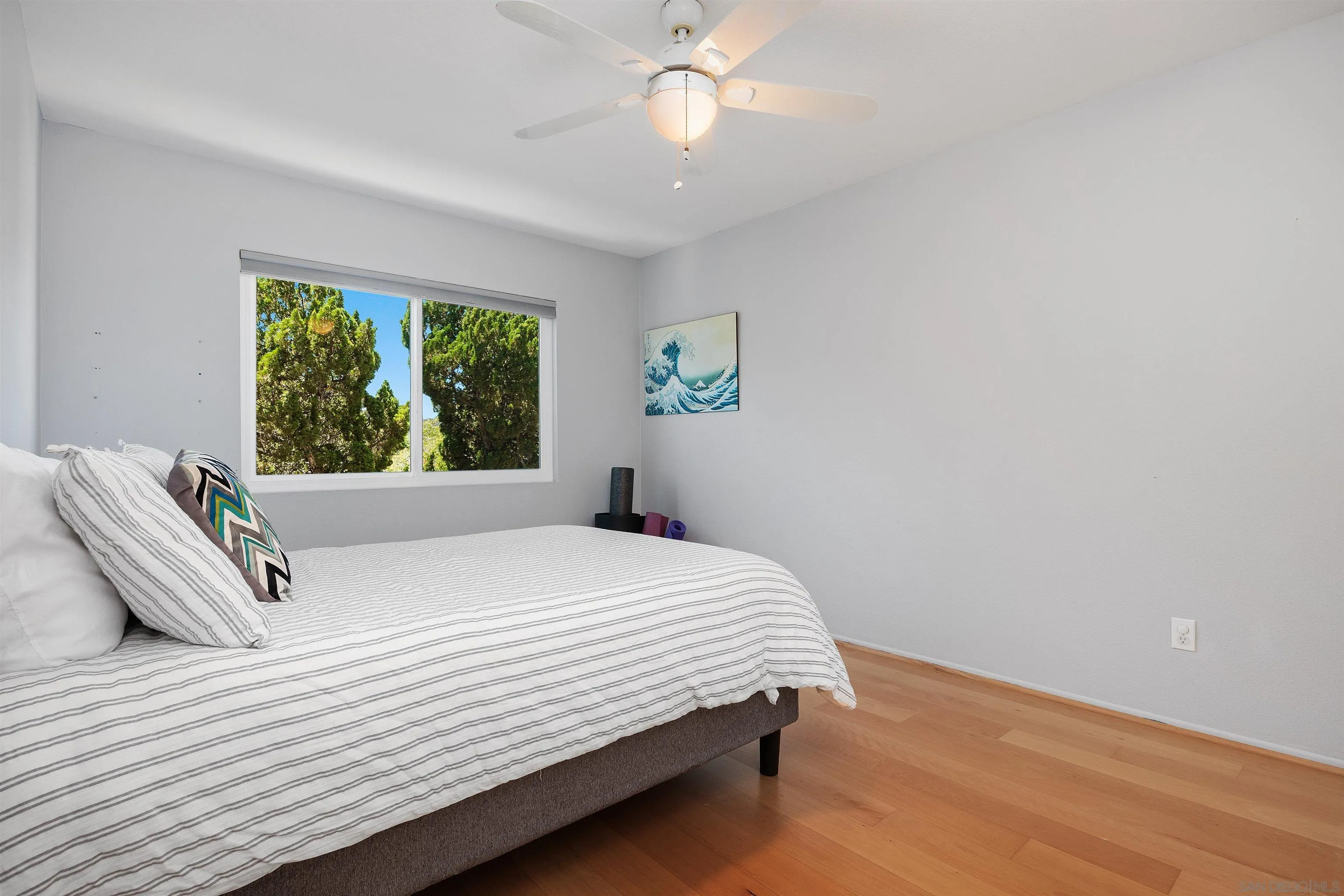 https://cdn.realtyfeed.com/cdn/127/260006157/73365ab5f4a97b64377d99ba92ad57e3.webp