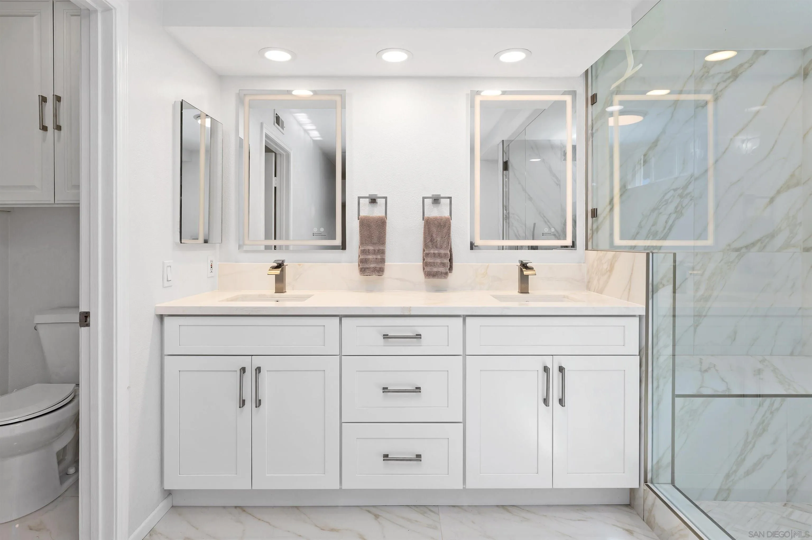 https://cdn.realtyfeed.com/cdn/127/260006157/8c62bef11698b9917b7ccc882e704076.webp