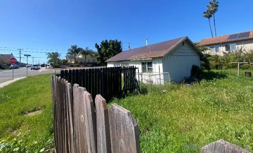 https://cdn.realtyfeed.com/cdn/127/260006159/4d3834207096e41af9f1b0b3fe0a9ca0.webp