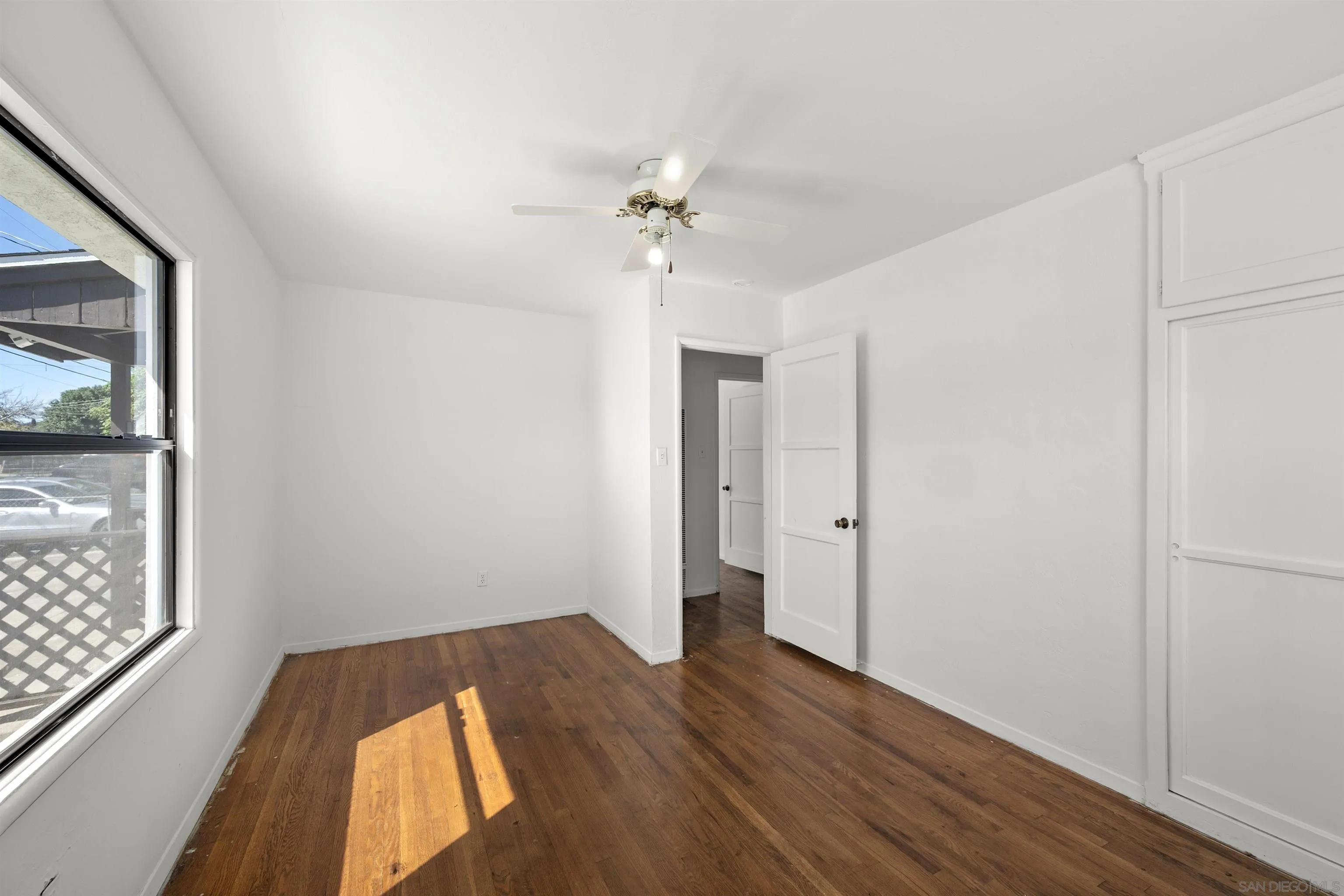 https://cdn.realtyfeed.com/cdn/127/260006164/253416fca72ff495e5c0ce96b8ba7c12.webp