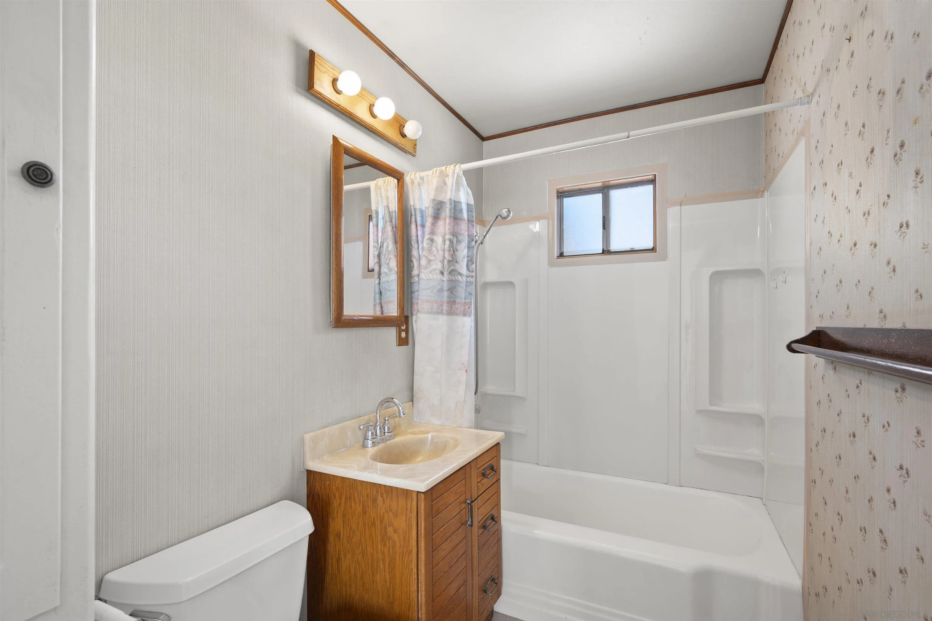 https://cdn.realtyfeed.com/cdn/127/260006164/a943caac0ef8403fdf71581a414d6a35.webp