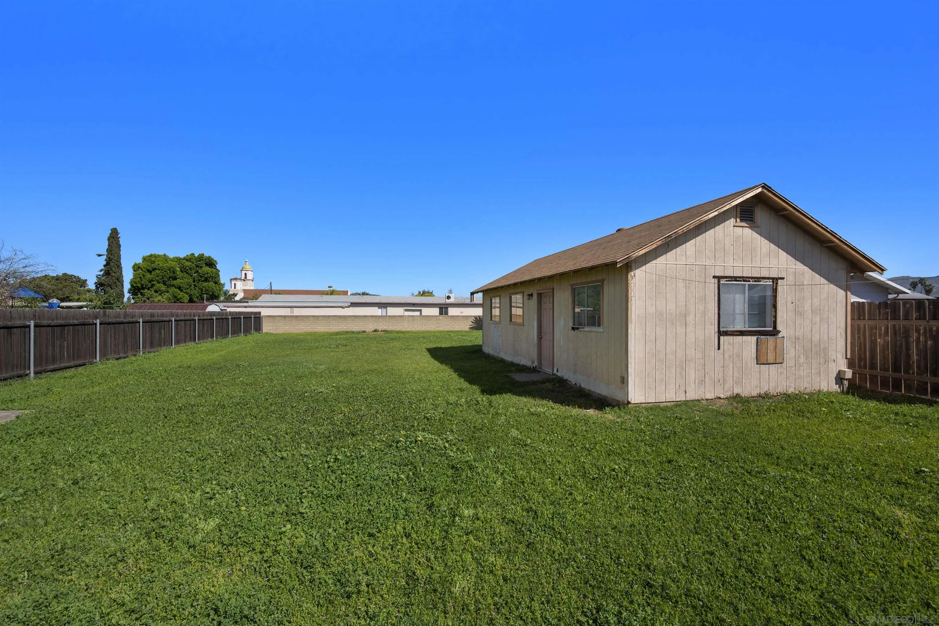 https://cdn.realtyfeed.com/cdn/127/260006164/e11a766522d7ce996b34f0232338e030.webp
