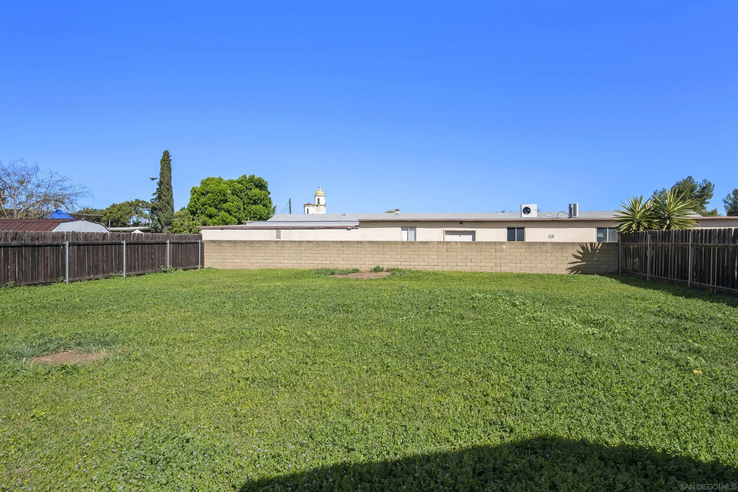 https://cdn.realtyfeed.com/cdn/127/260006164/e187446e6a254ba30612b8e8762f887b.webp