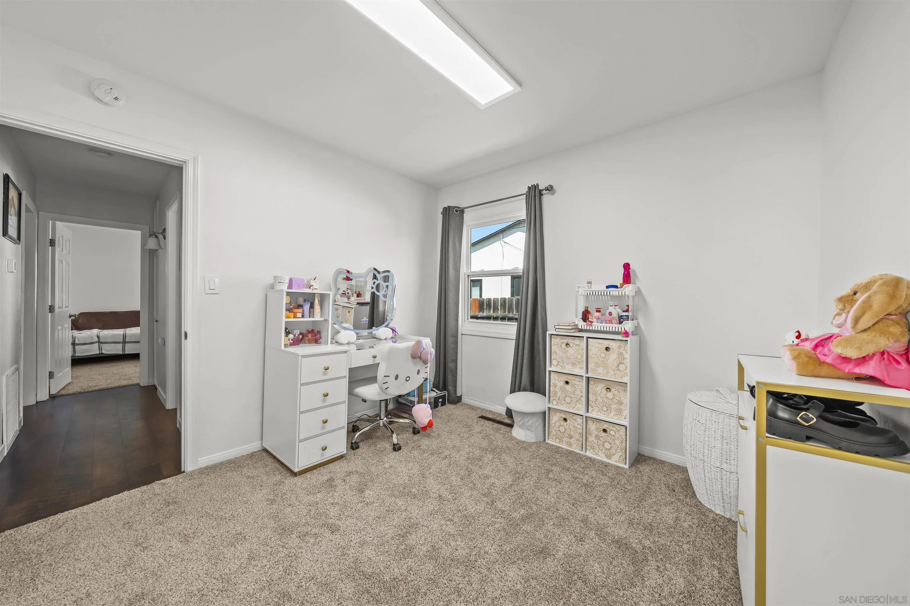 https://cdn.realtyfeed.com/cdn/127/260006179/2ac39cddc323b98fbfb0e1ee88592f8b.webp